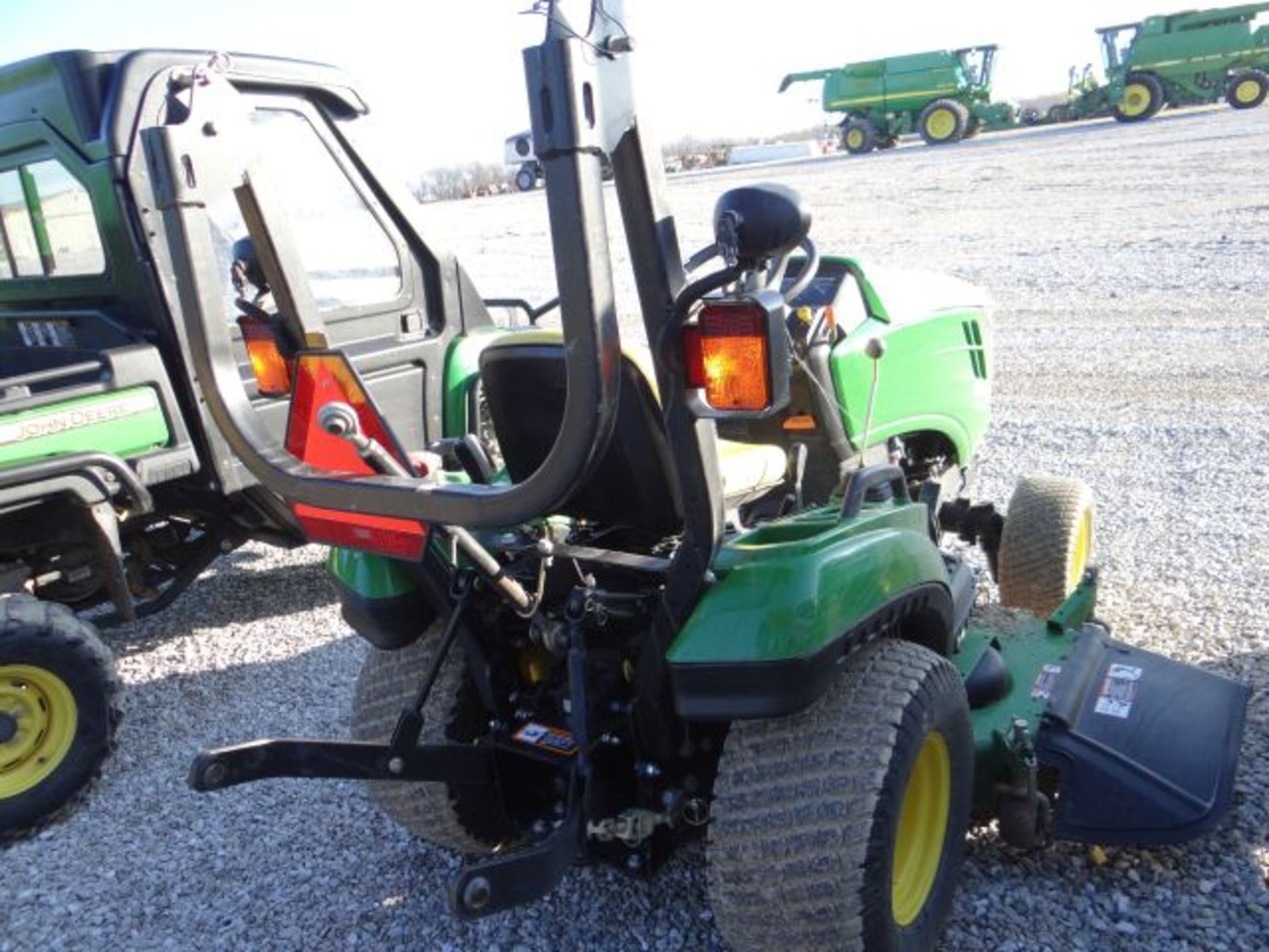 JD 1023E Compact Tractor, 2011 #112140, 405 hrs, Turf Tires, Foldable ROPS, 60D Deck - Bild 3 aus 4