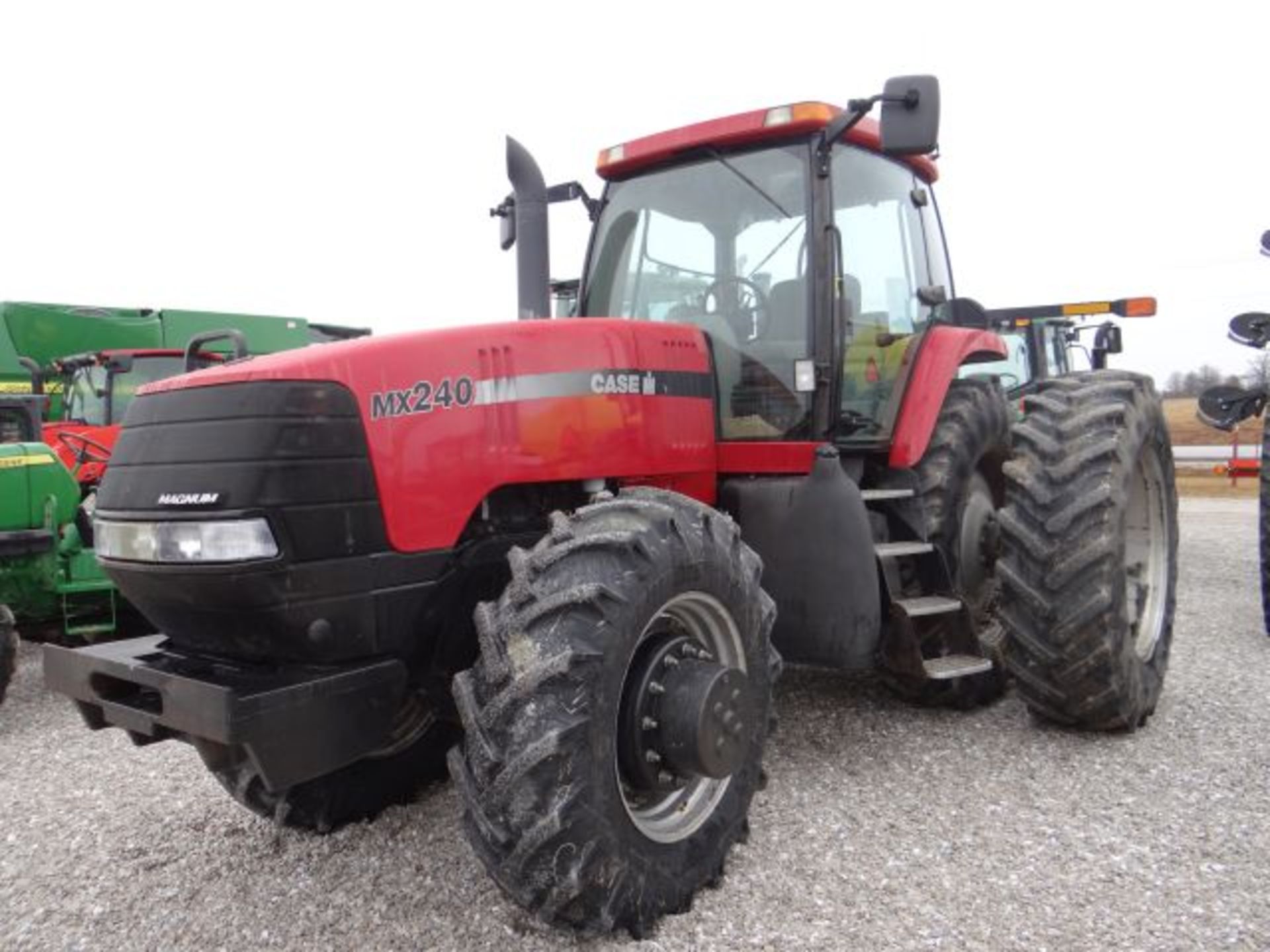 Case IH MX240 Tractor, 2001 6312 hrs, MFWD, 1000 PTO, 4 SCVs, 2000 hrs on Factory Reman Eng, 1500