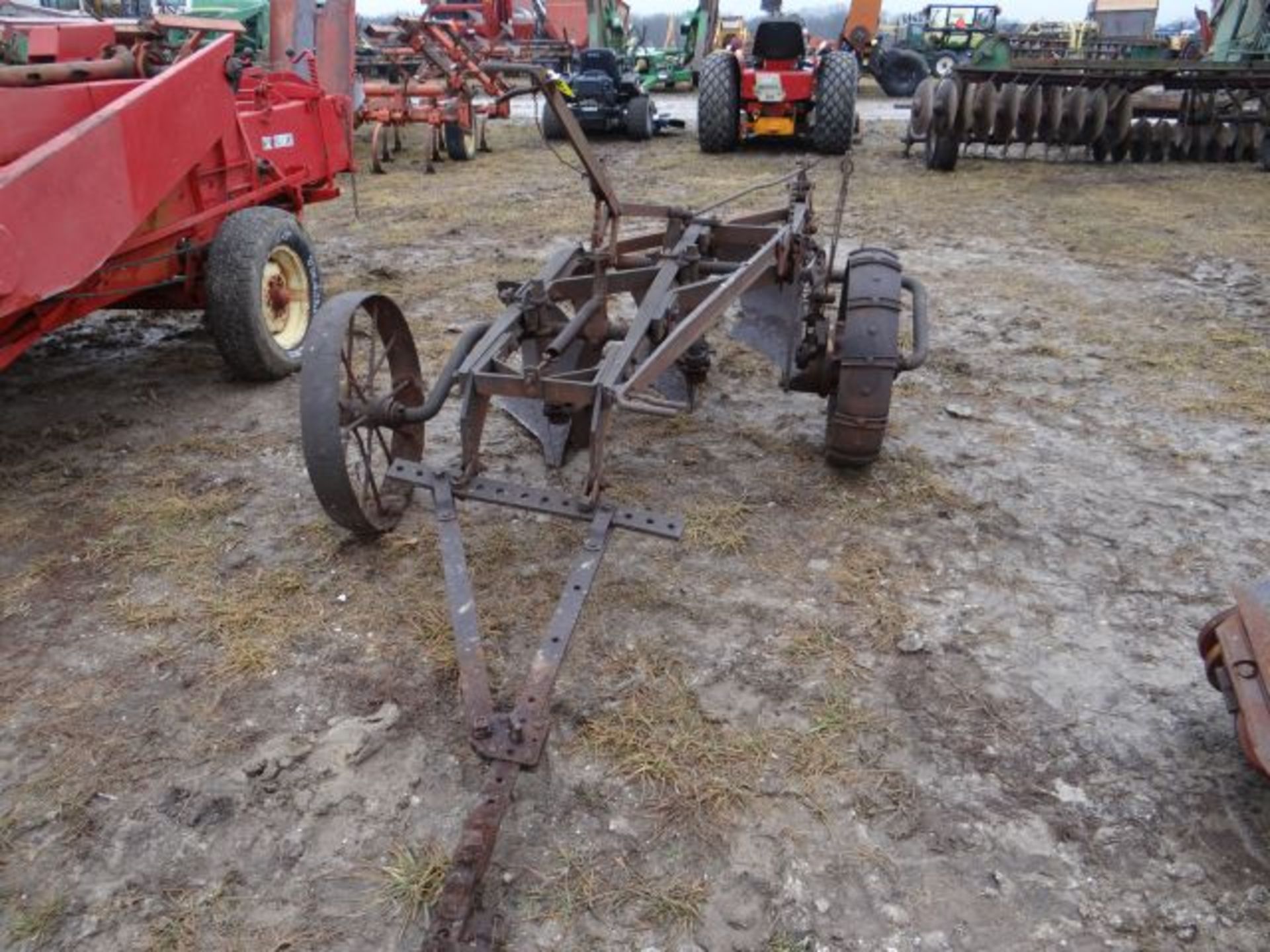 JD 3 Bottom Plow Pull Type