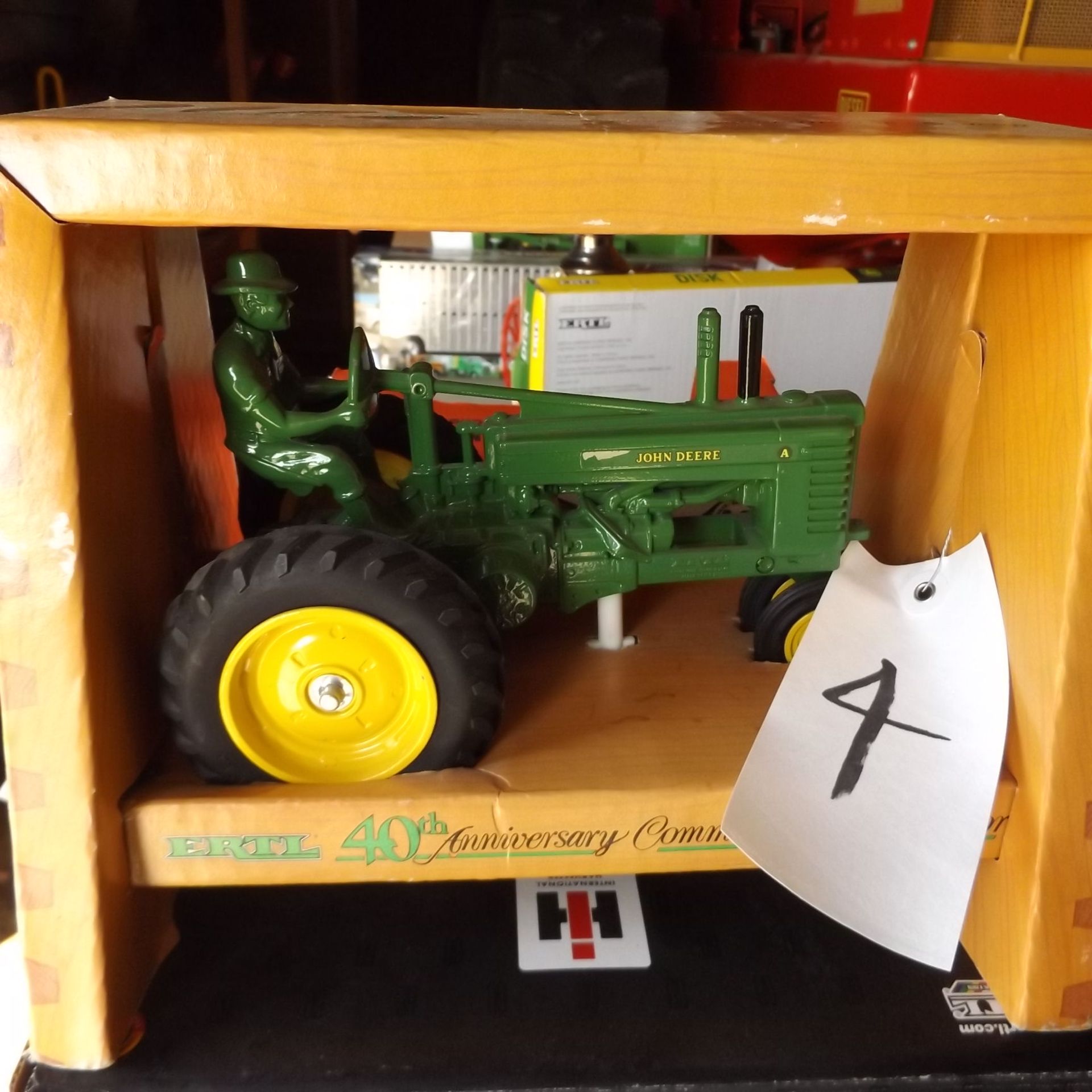 JD A Toy Tractor 40th Anniversary, 1/16