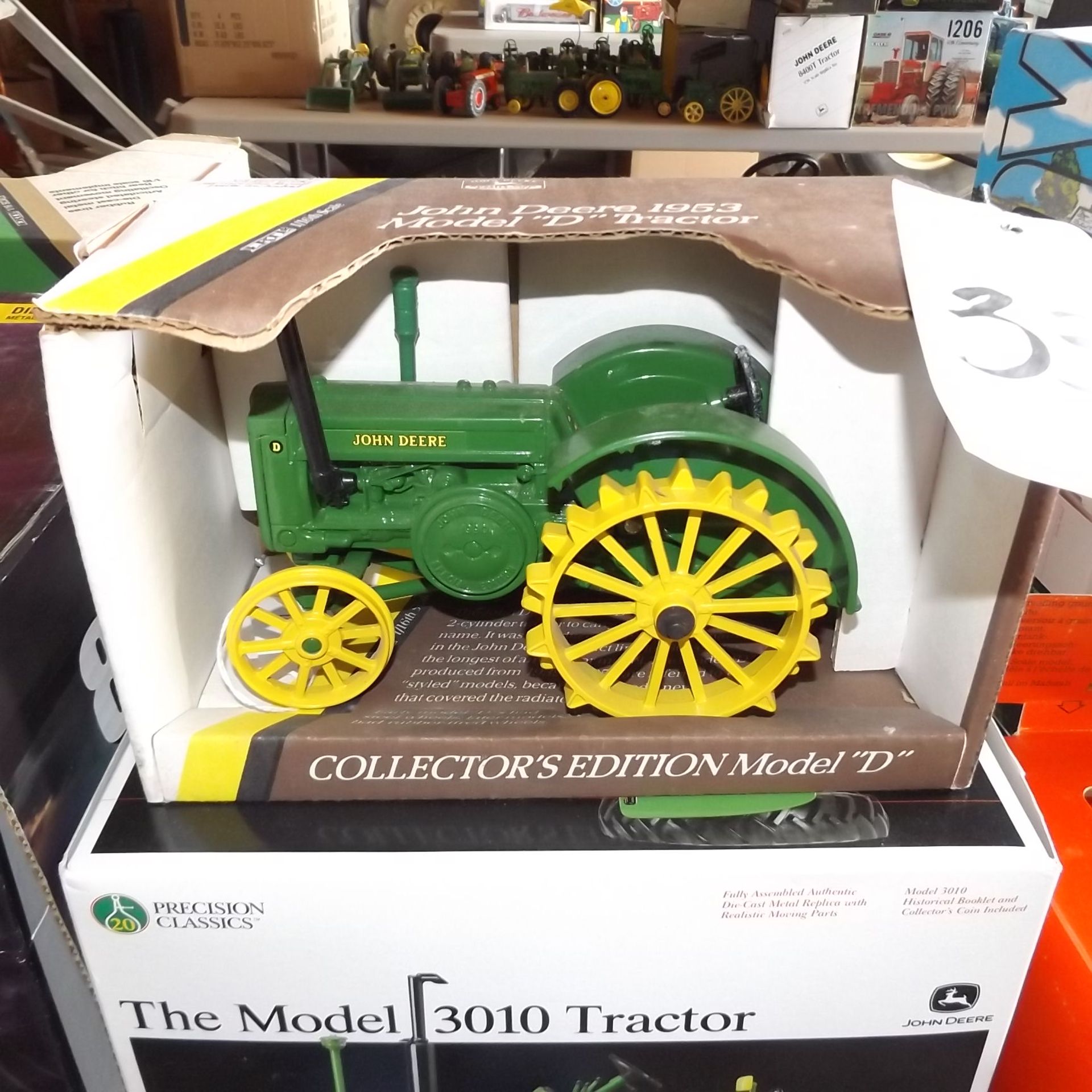 1953 JD D Toy Tractor 1/16