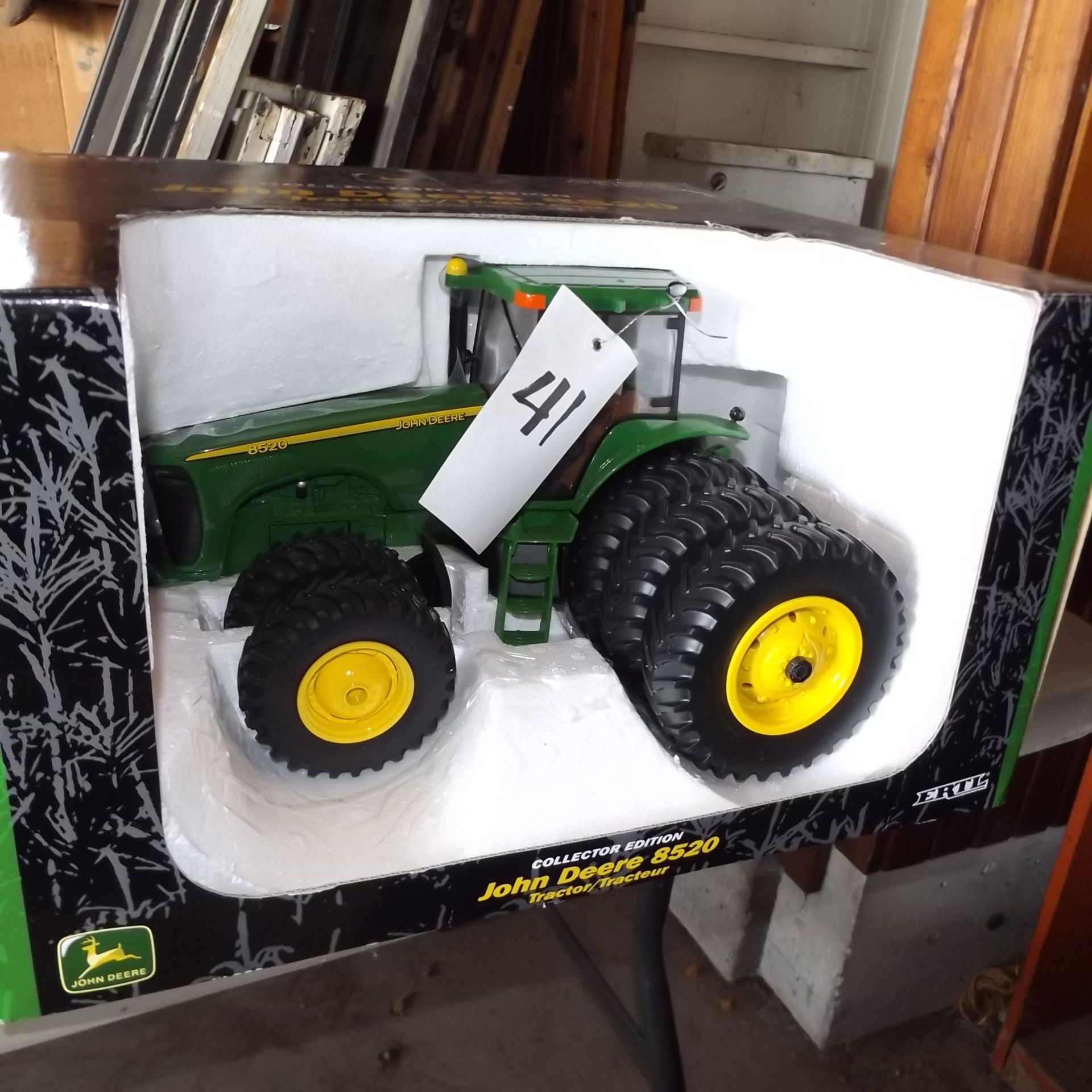 JD 8520 Toy Tractor Collector Edition