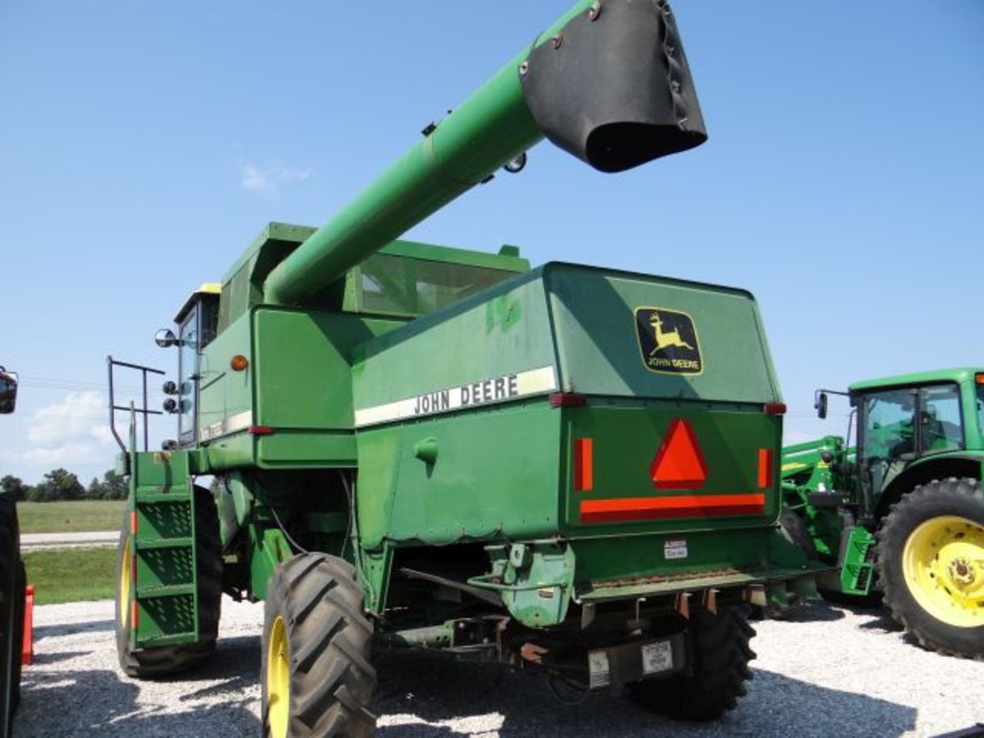 JD 7720 Combine, 1979 Combine has been maintaind, Details Listed on Sheet, Manaul in the Shed - Image 3 of 3