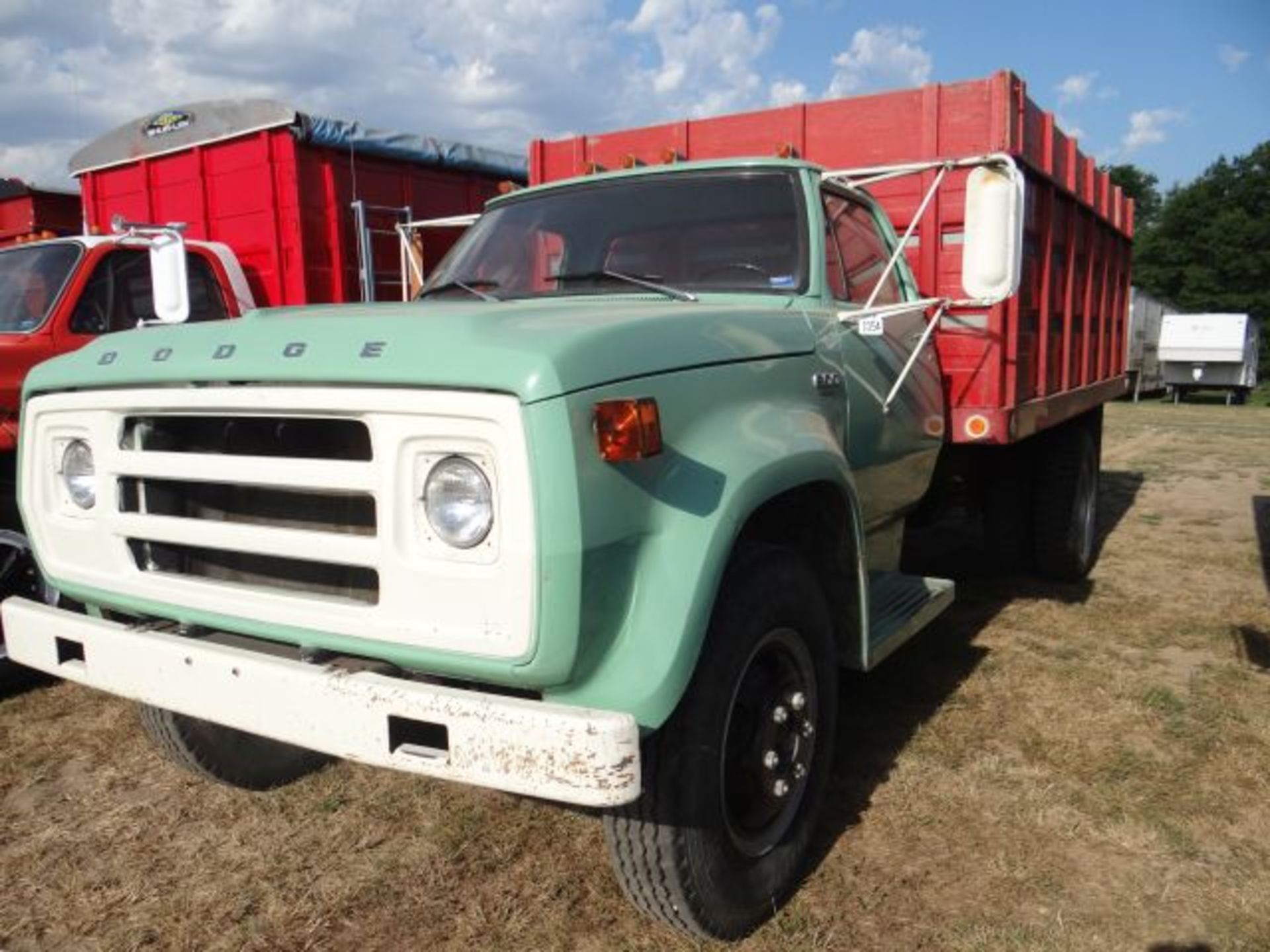 1975 Dodge 600 Grain Truck Less than 40,000 miles, Single Axle, 361 Gas, 15' Knapheide Bed, Hoist