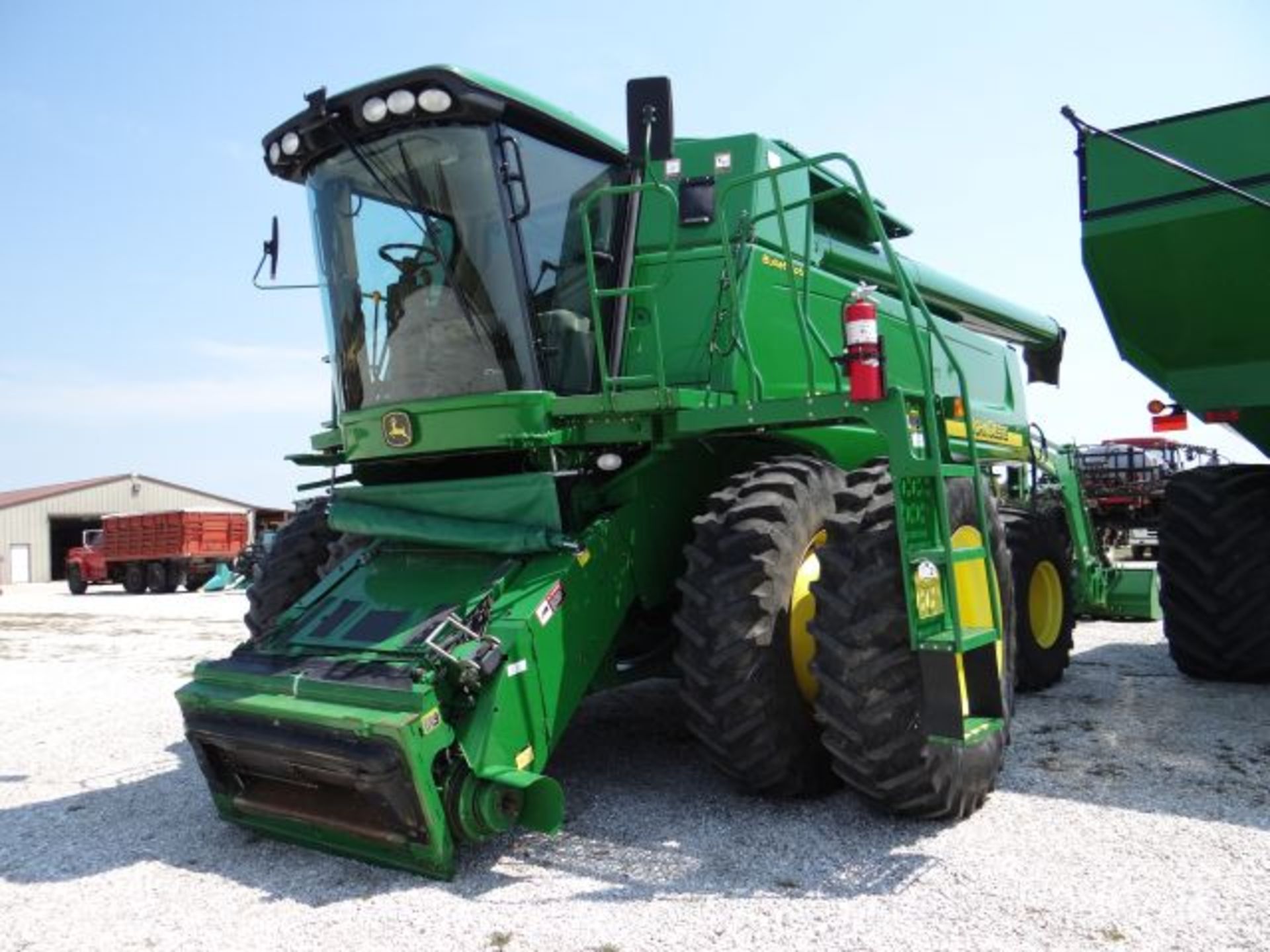 JD 9860 STS Combine, 2007 1796/1161 hrs, 4wd, CM, Chopper, 520/85R42 Duals