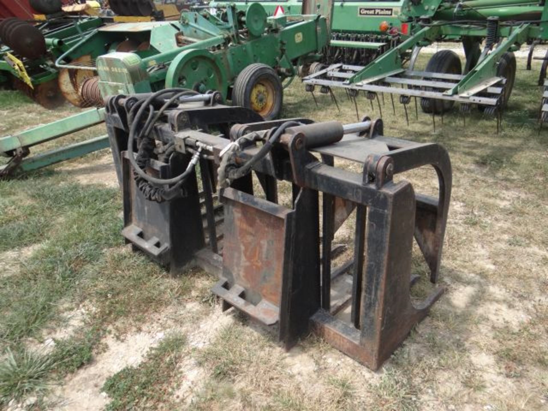 Grapple Bucket Skid Steer Attachment