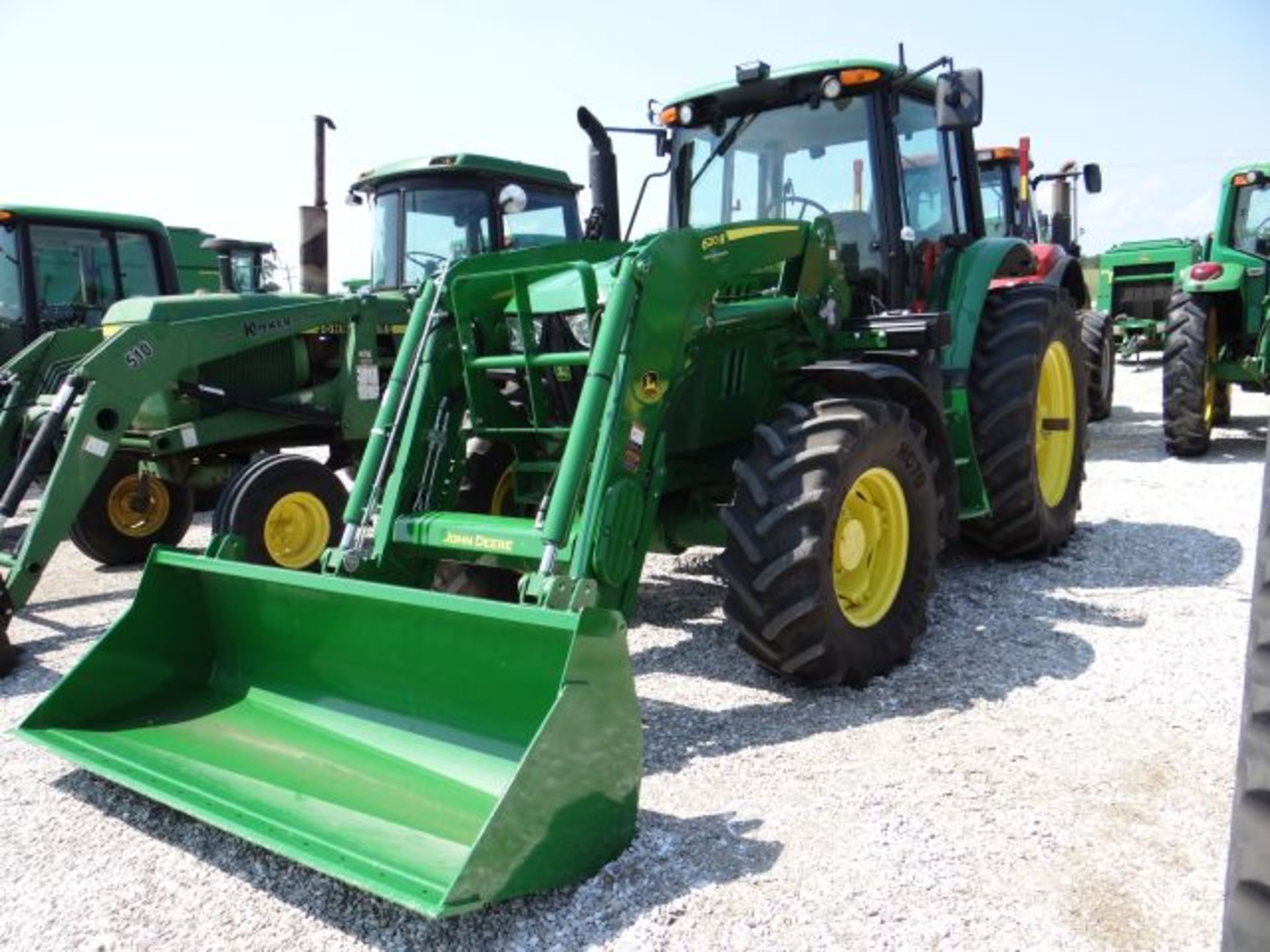 JD 6130M Tractor, 2015 #60576, 555 hrs, MFWD, 24sp PQ, Greenstar Ready, Cold Start Pkg, w/JD 602R