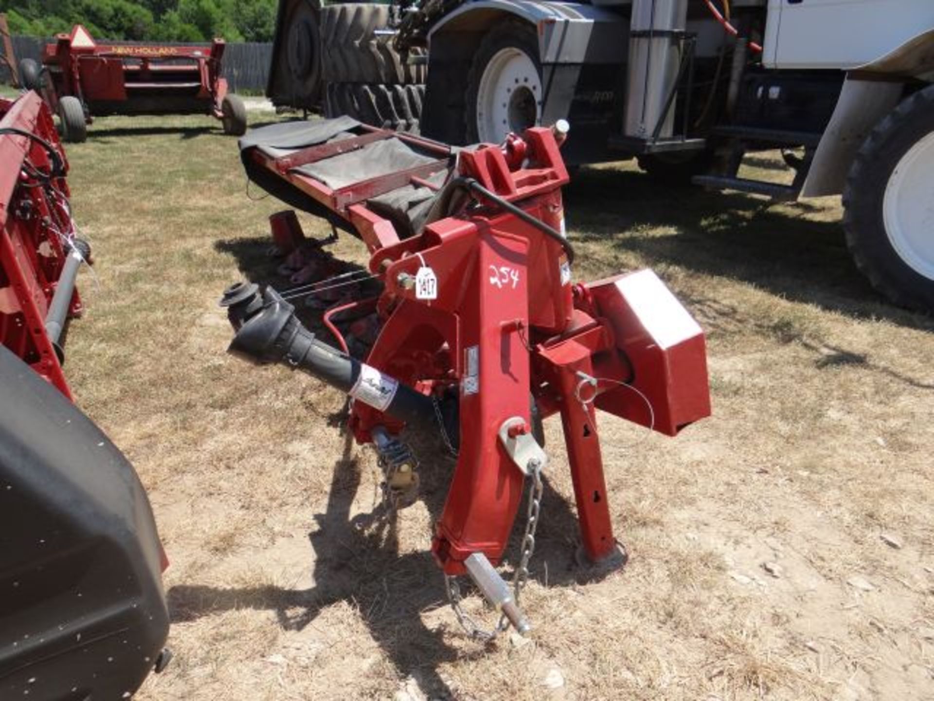 Case IH MD92 Disc Mower, 2012 #3202, 9'2", Used 1 Season - Image 2 of 3