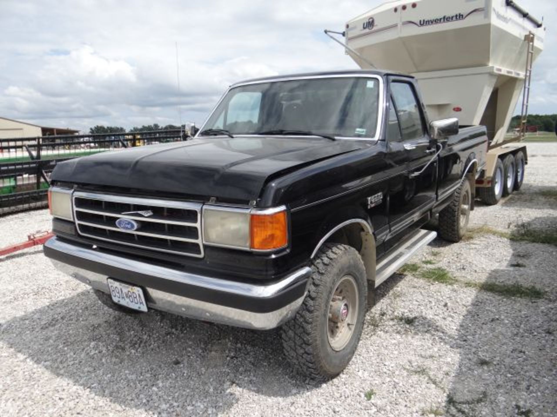 1989 Ford F250 XLT Truck 4wd, Diesel, Power Windows & Locks, Title in the Office, vin#886441