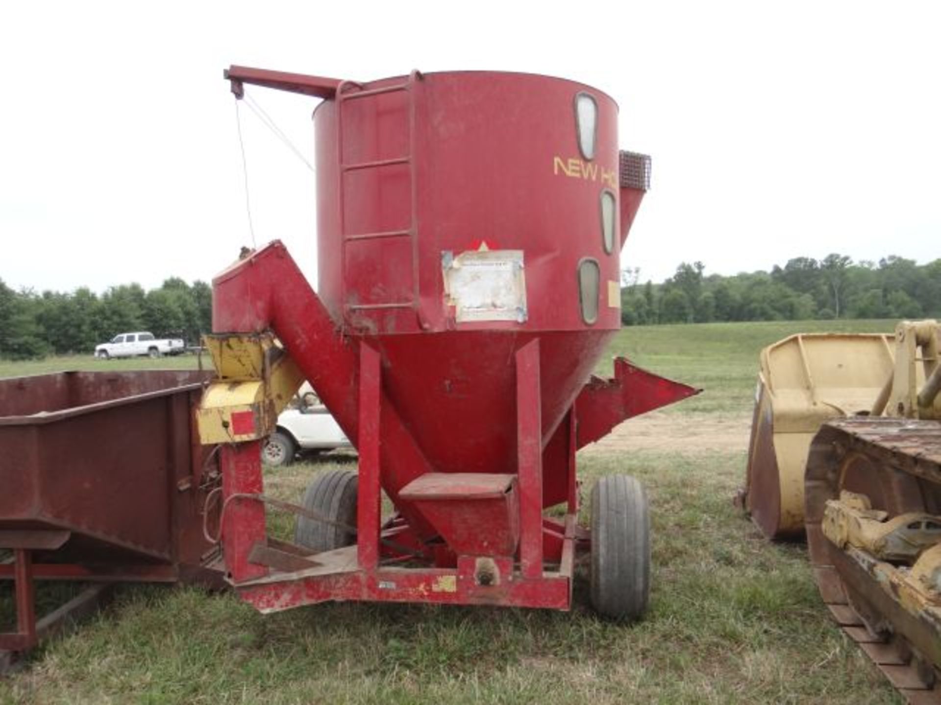 NH 354 Grinder Mixer 540 PTO - Image 3 of 3