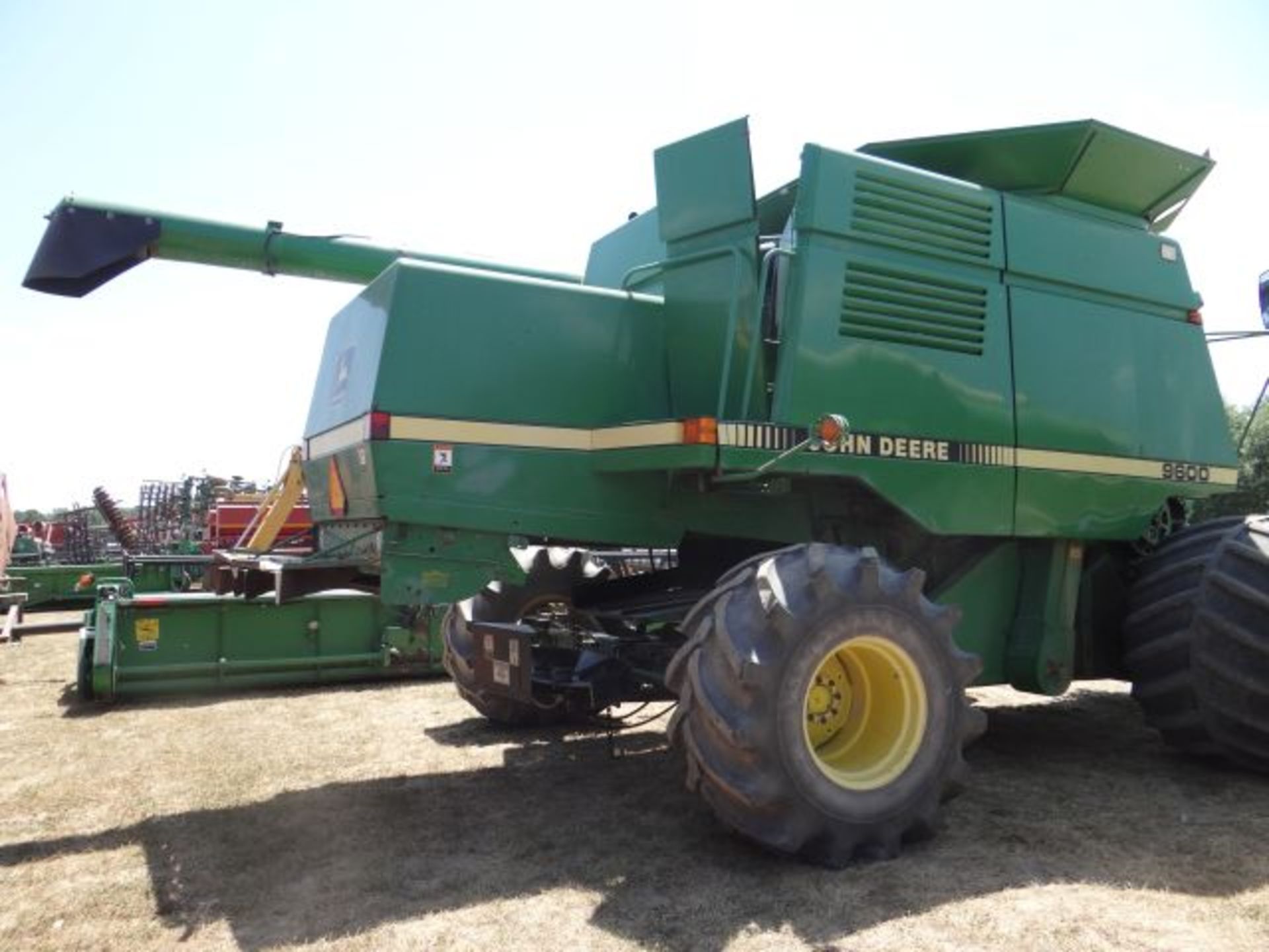 JD 9600 Combine 4000 hrs, PRWD - Image 3 of 3