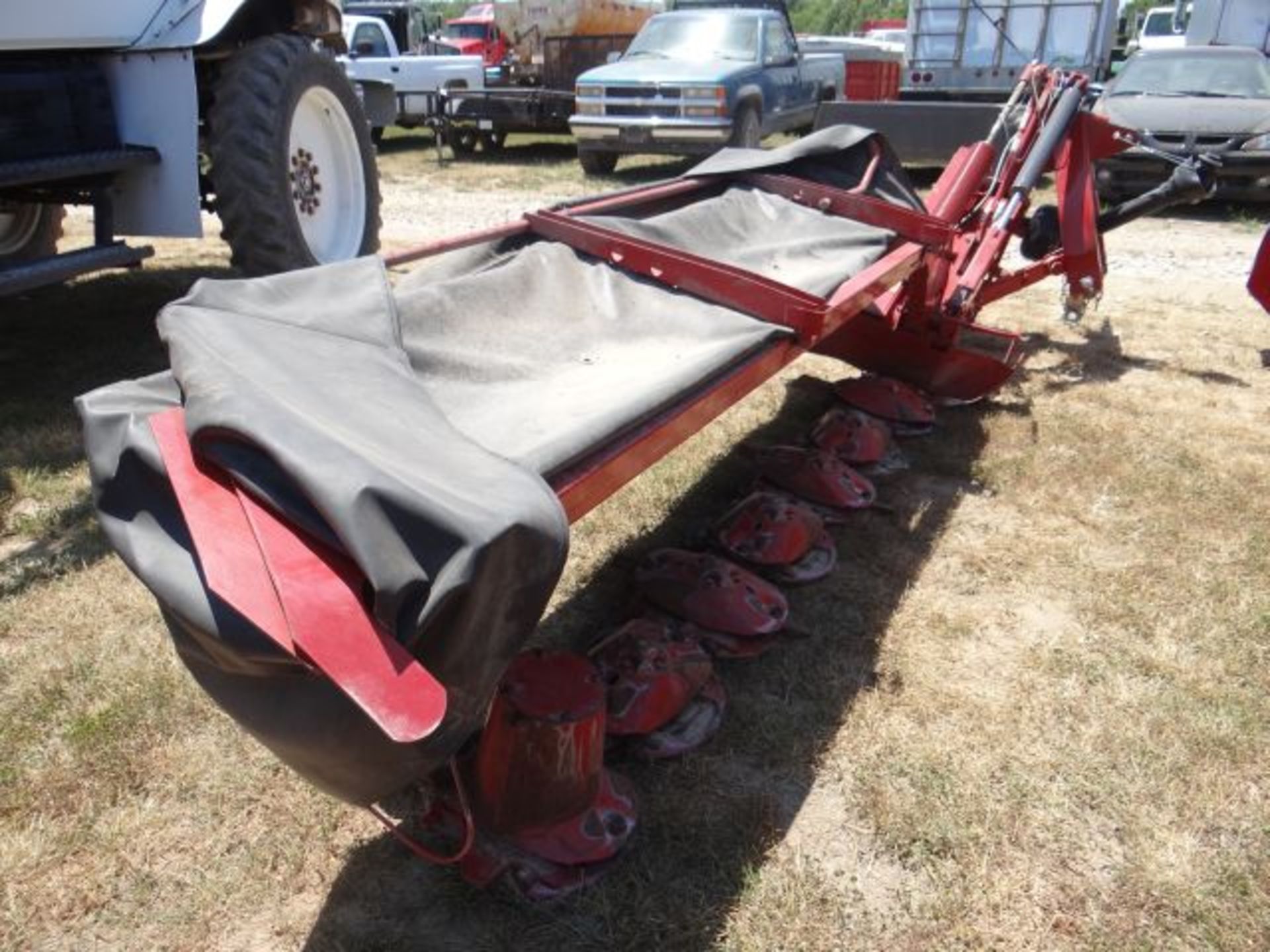 Case IH MD92 Disc Mower, 2012 #3202, 9'2", Used 1 Season - Image 3 of 3