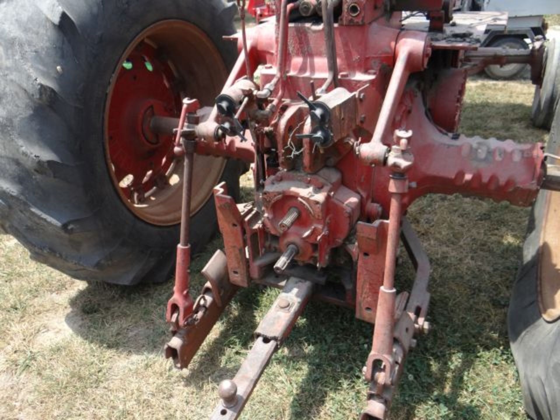 Farmall 766 Tractor Gas - Image 3 of 3