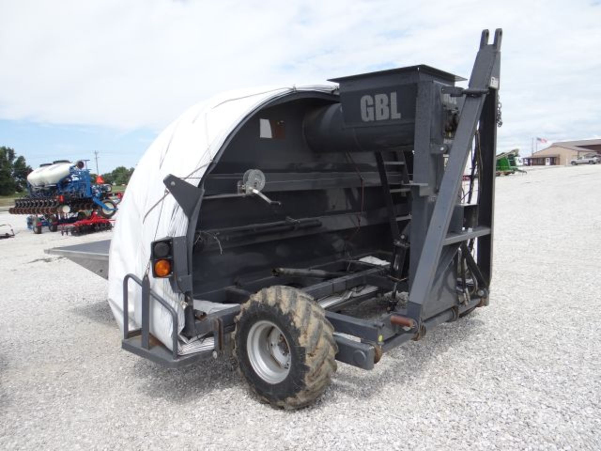 GB-L Grain Bagger w/Hopper - Image 2 of 3