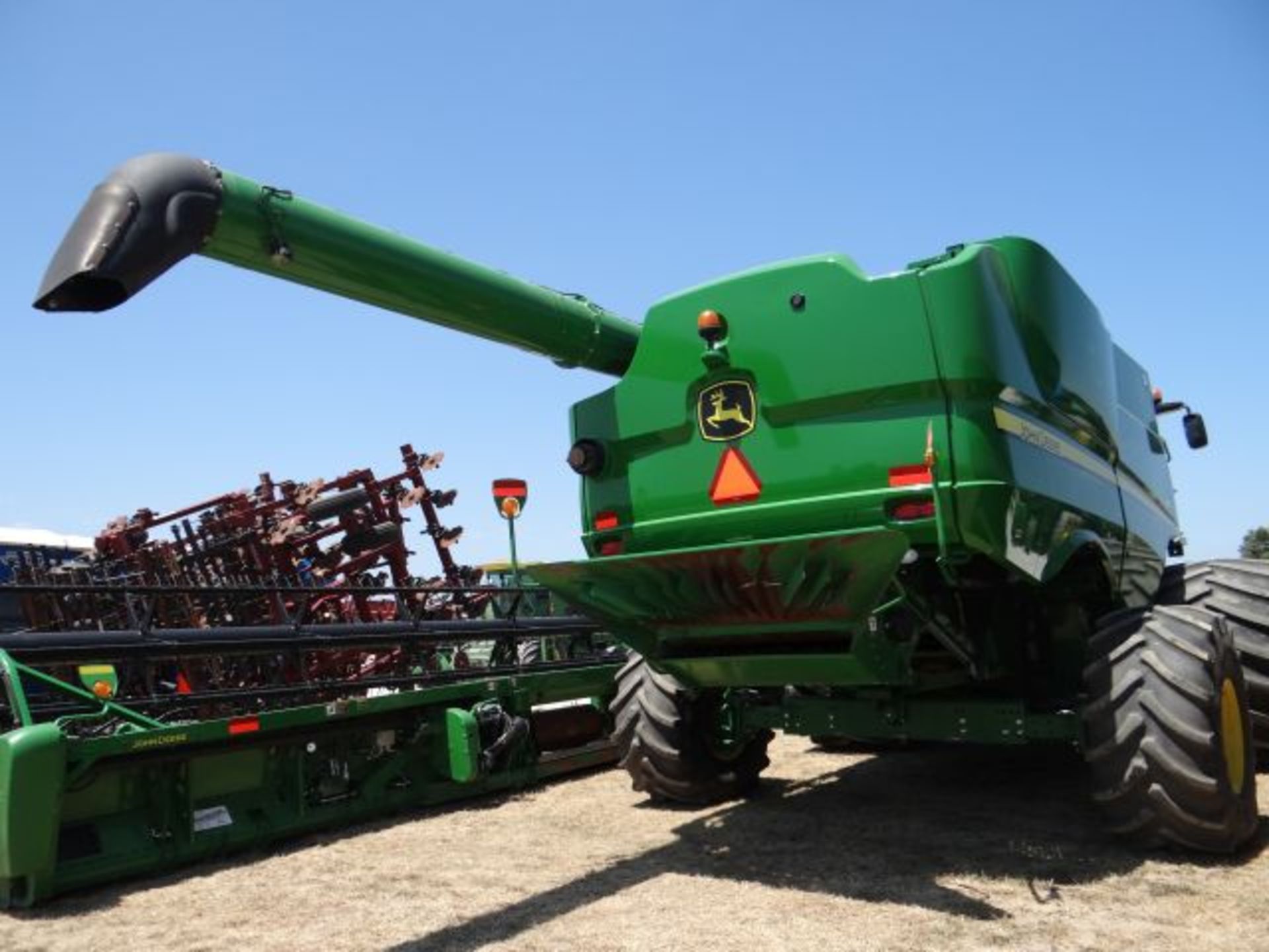 JD S680 Combine, 2012 #150819, 1299/956 hrs, PRWD, CM, Yield Monitor, Yield Mapping, Long - Image 3 of 6