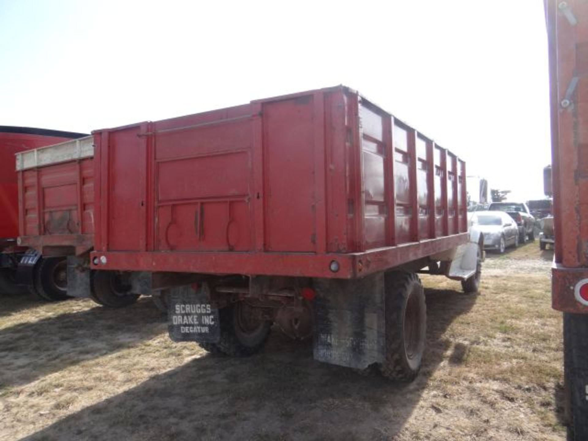 1968 Chevy C50 Grain Truck 8cyl, Gas, 4&2, 15' Knapheide Bed, Hoist Works, Title in the Office - Image 3 of 4