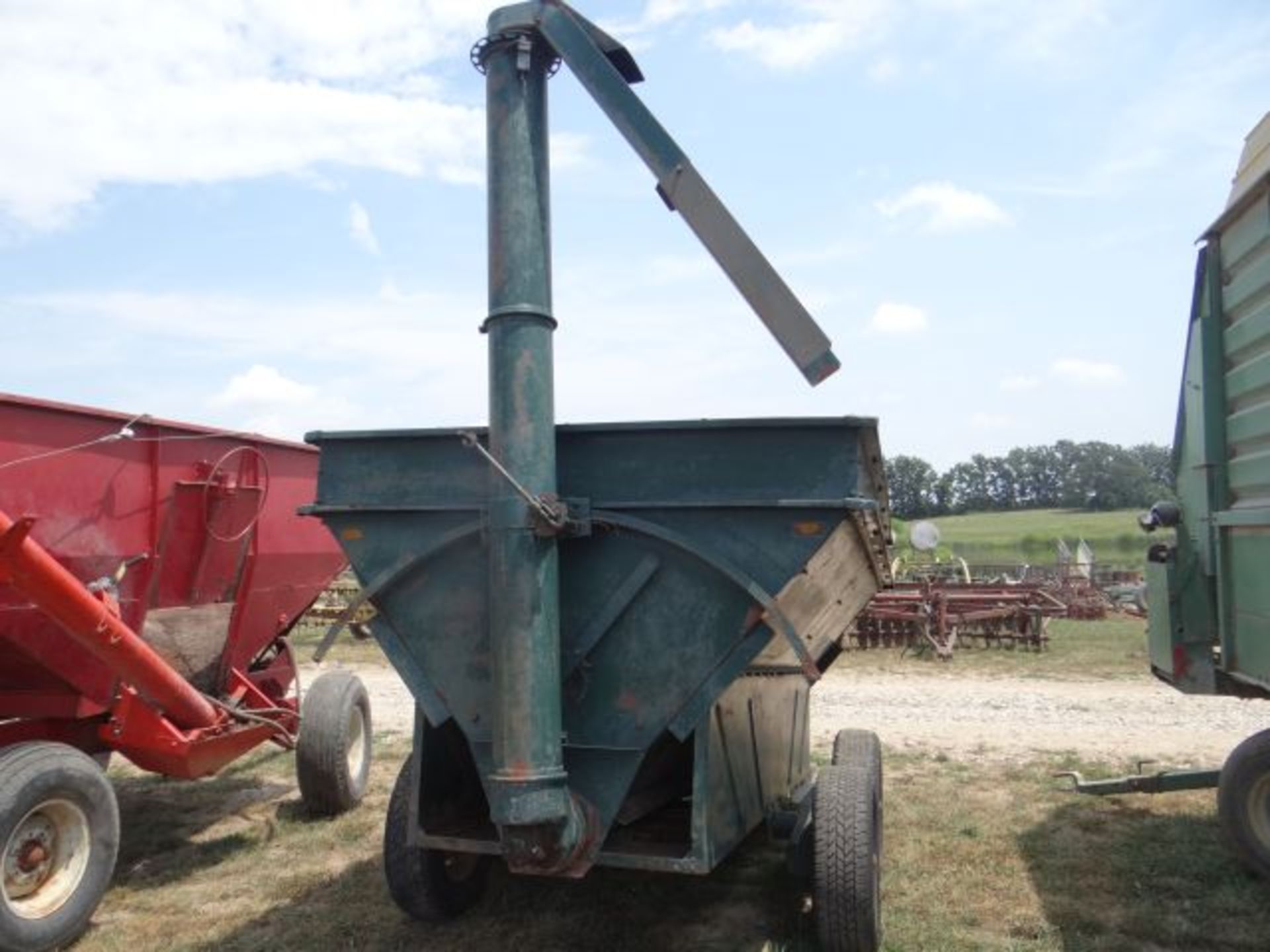 Grain-o-Vator Wagon Rear Auger - Image 3 of 3