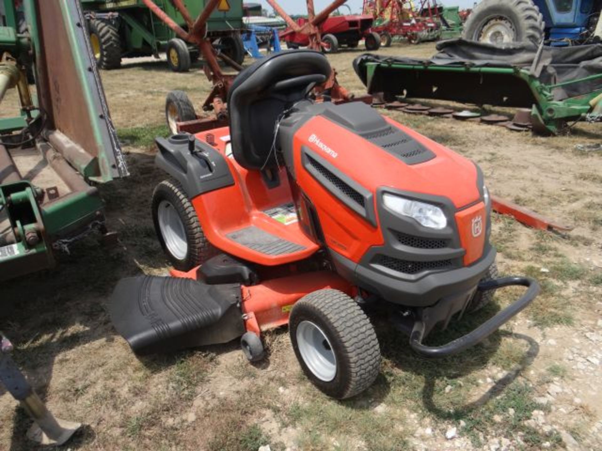 Husqvarna LGT265 Riding Mower, 2014 #64986, 211 hrs, 26hp Kohler, 54" Deck, Hydro, Manual in the - Image 2 of 3