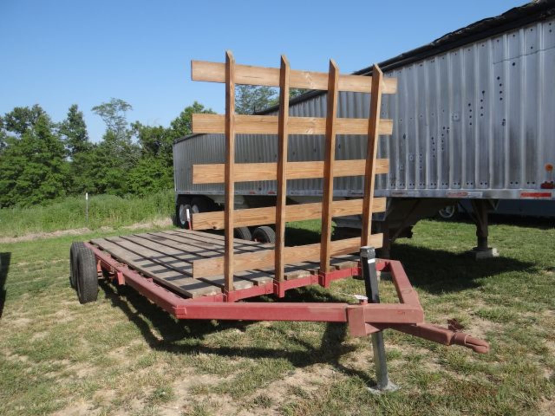 Donahue 20' Flatbed Trailer No Title