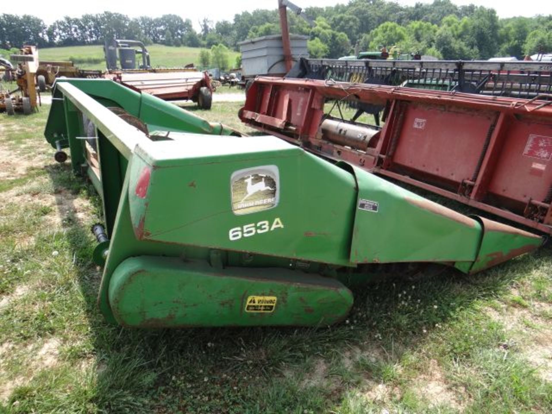 JD 653A Row Crop Head - Image 3 of 4