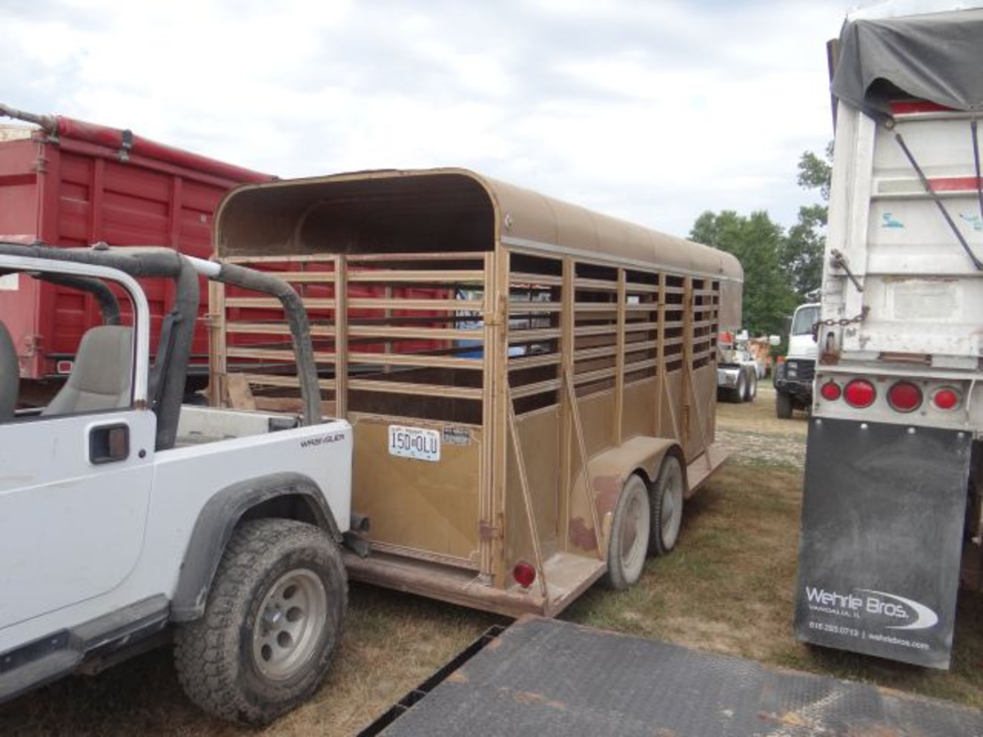 1976 Delta Livestock Trailer 16', Gooseneck, Title in the Office - Image 3 of 3