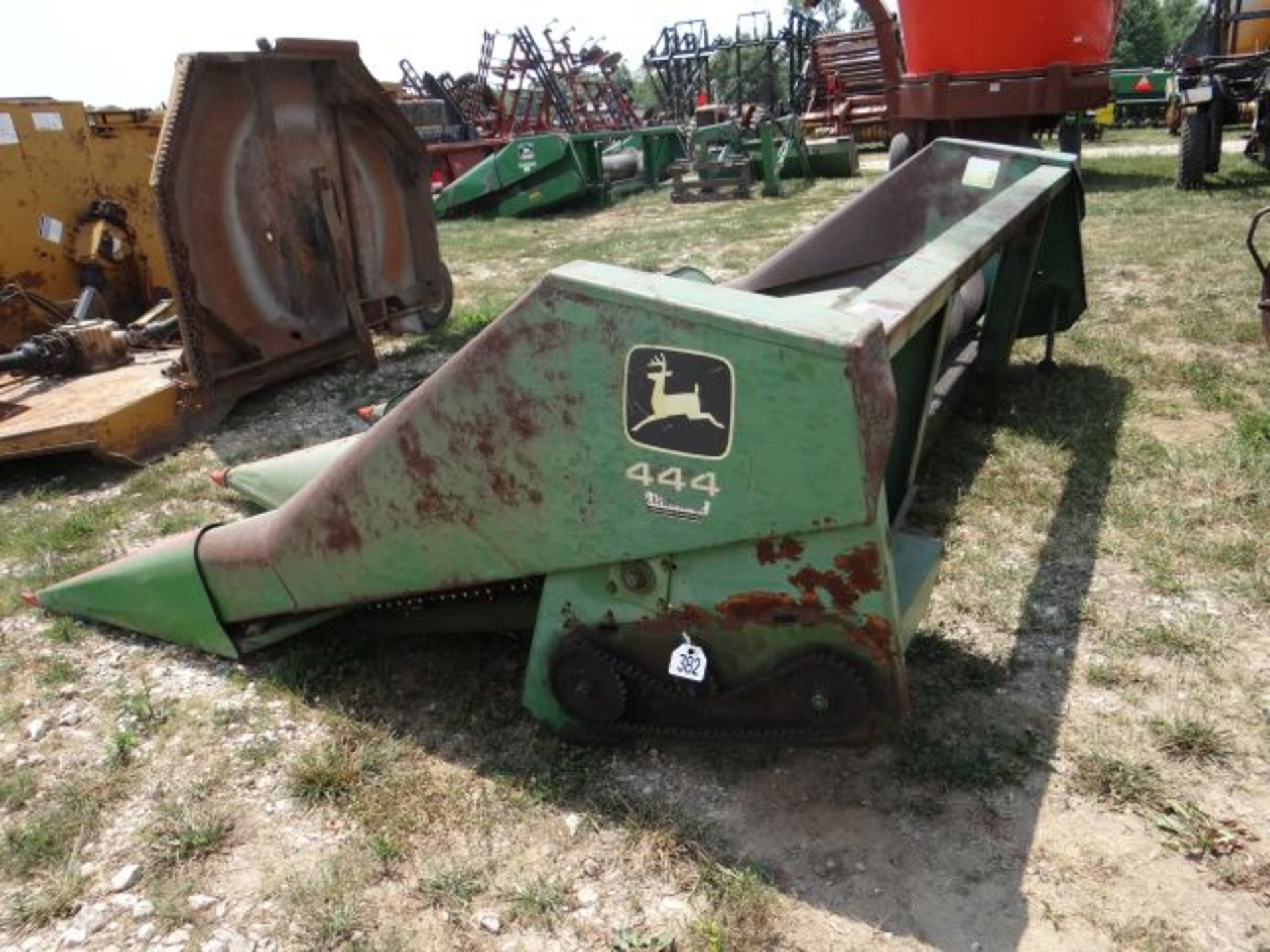 JD 444 Corn Head