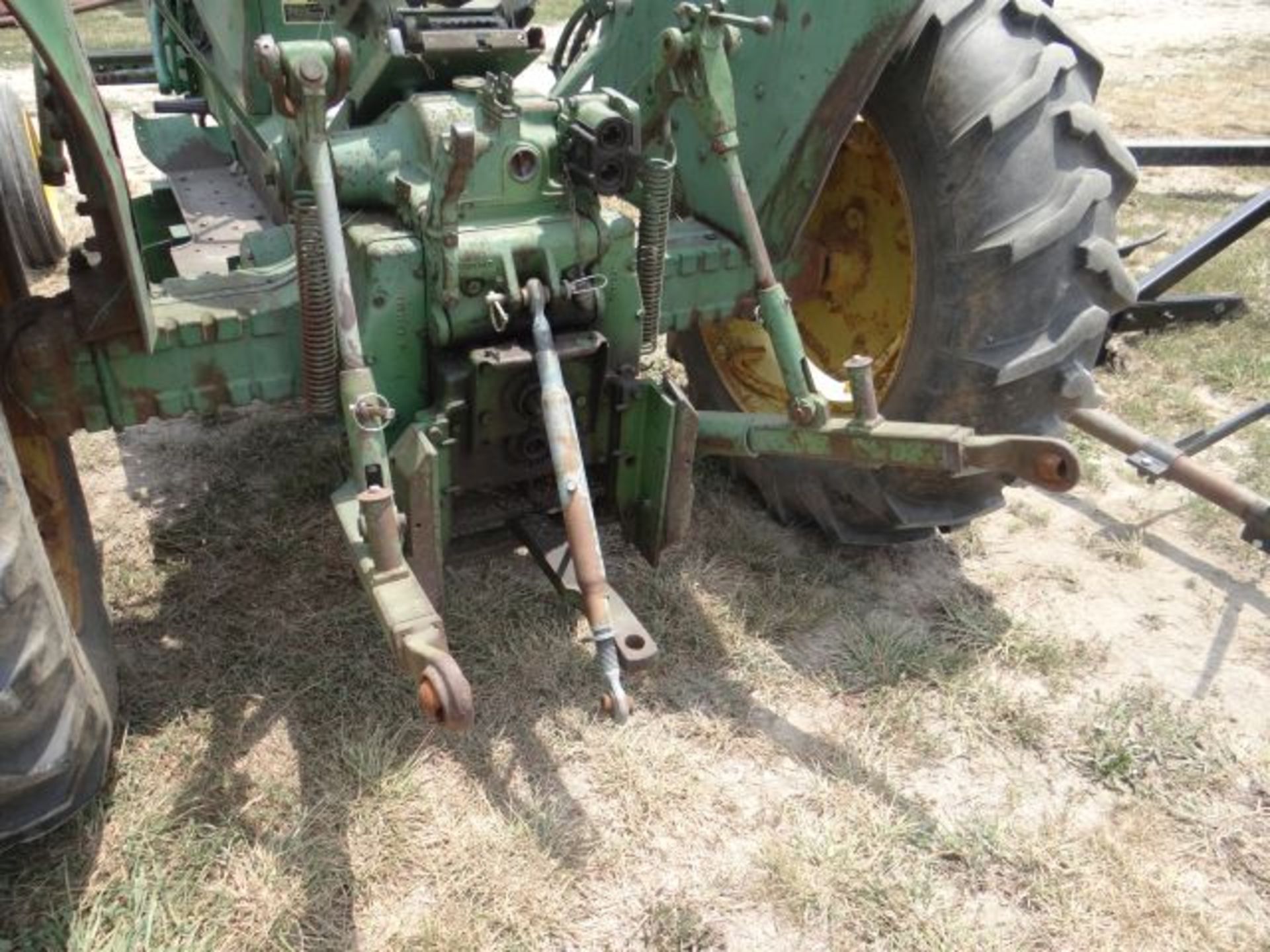 JD 2010 Tractor Gas, 3pt, WF, All Works Good - Image 4 of 4