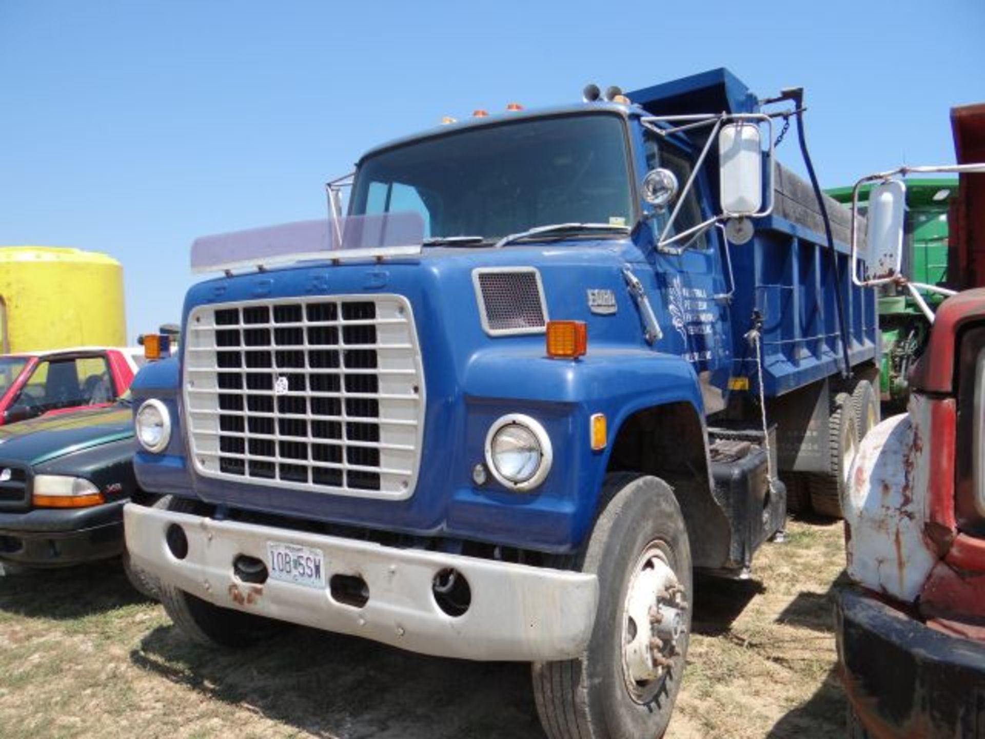 1981 Ford L9000 Dump Truck Runs Good, Title in the Office