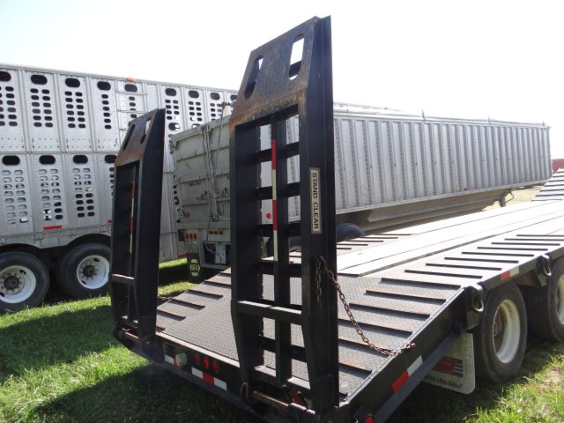 2008 Lowboy Trailer 35 Ton, 45", Title in the Office - Image 3 of 3