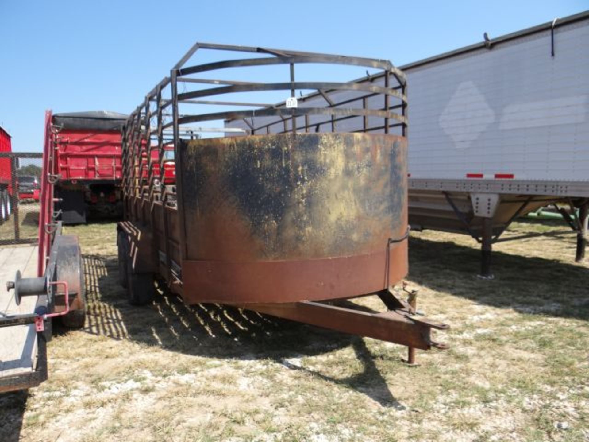 Homemade 16' Cattle Trailer No Title - Image 2 of 3