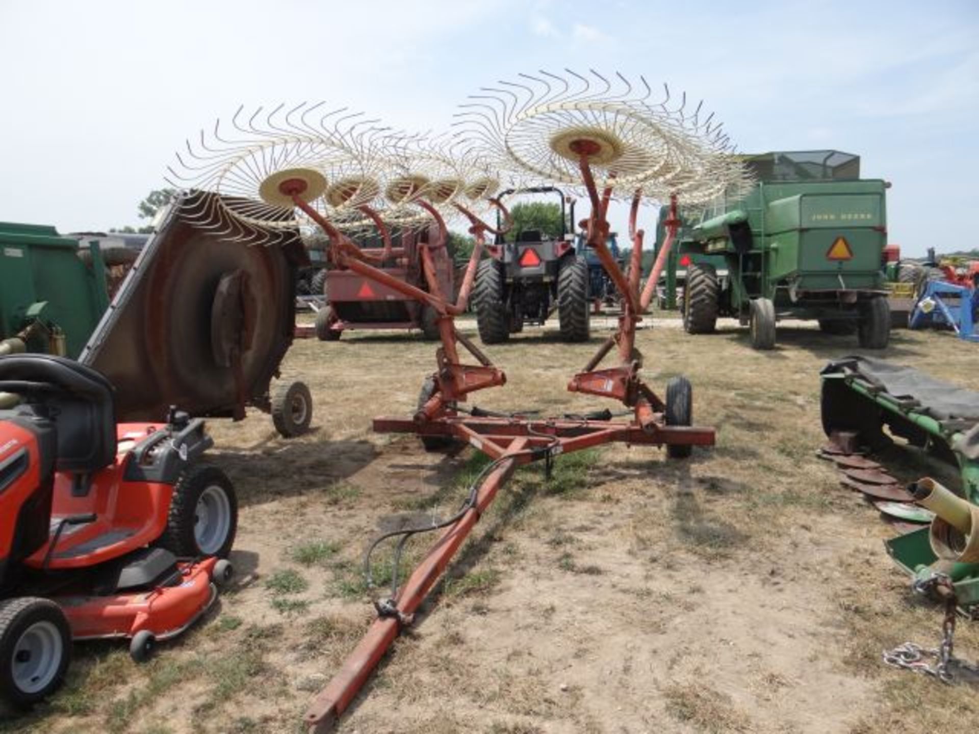 10 Wheel Rake