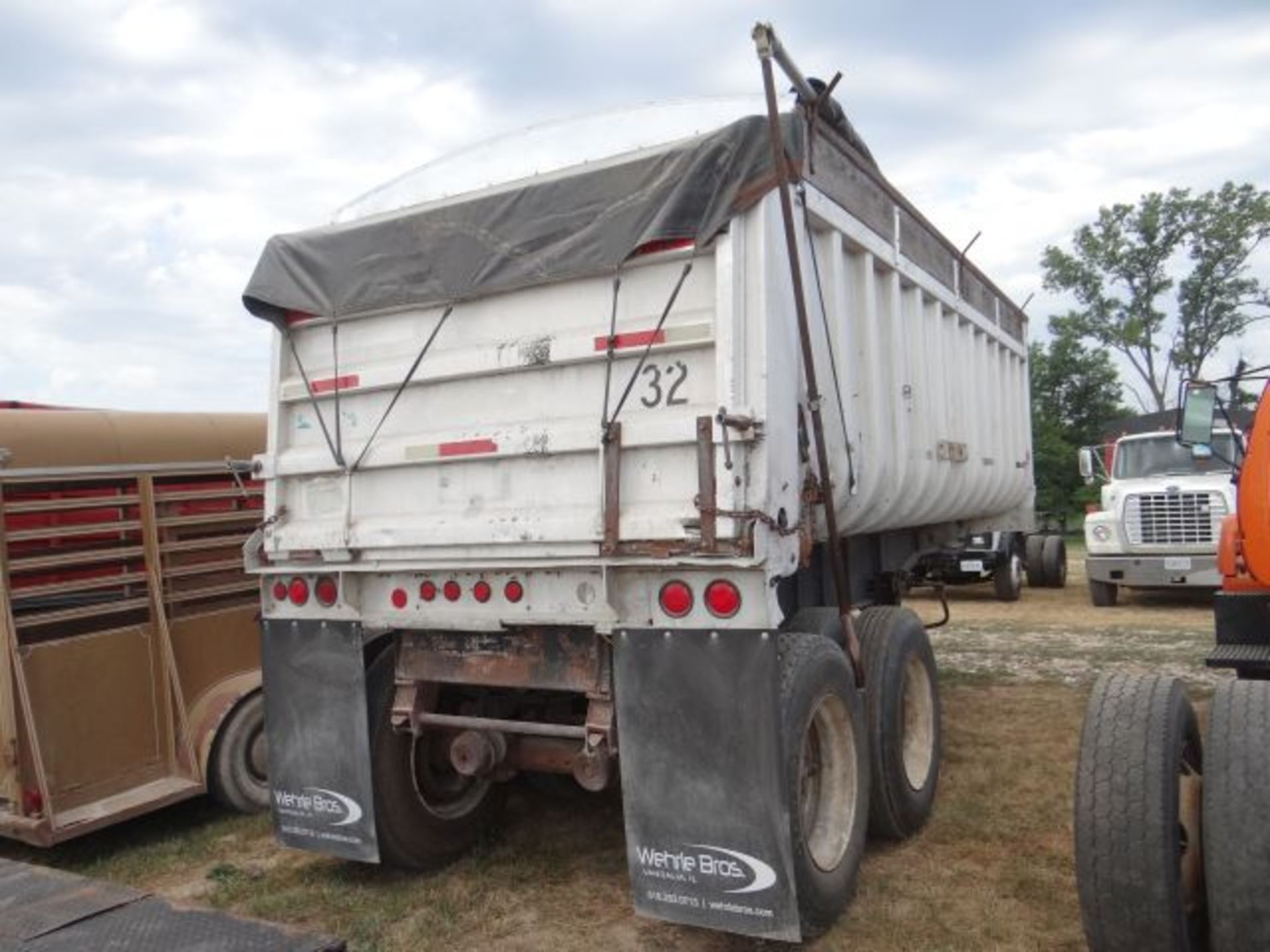 1970 Freuhoff End Dump Trailer 22', Roll Tarp, Bed Liner, Good Brakes, Lights Work, Good Tires, Good - Image 3 of 3