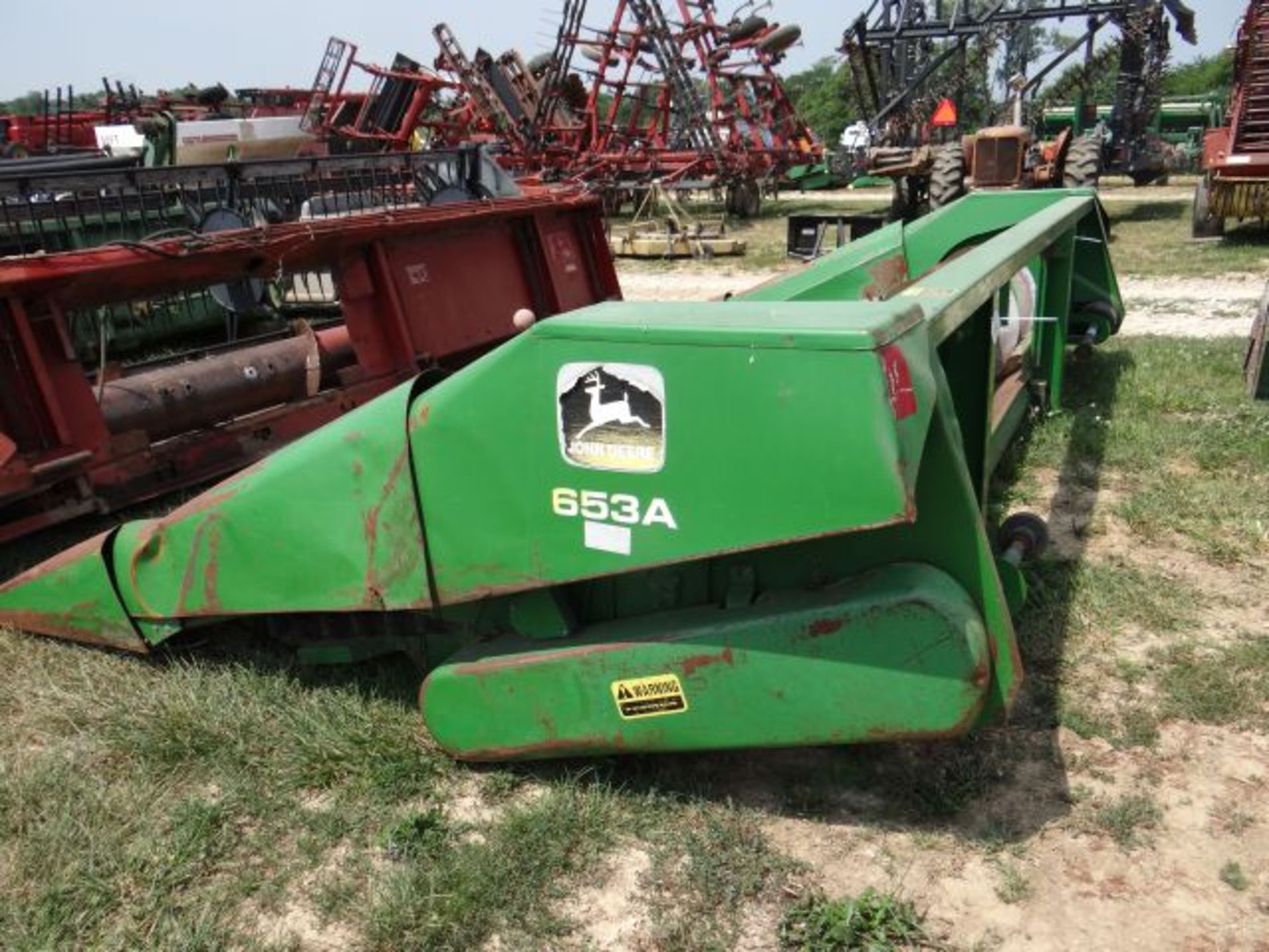 JD 653A Row Crop Head