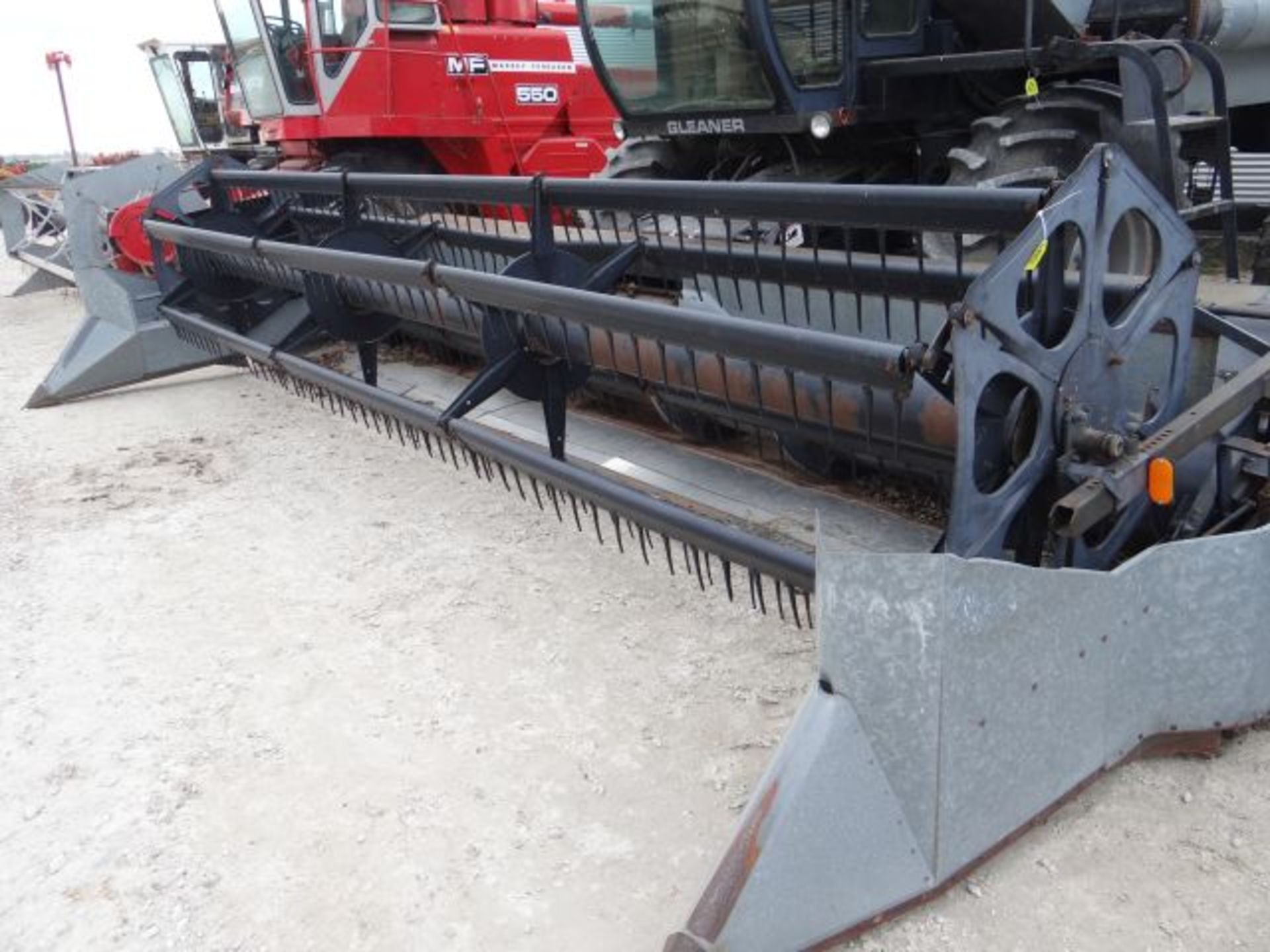 Gleaner Duetz Allis Grain Head 20' - Image 2 of 2