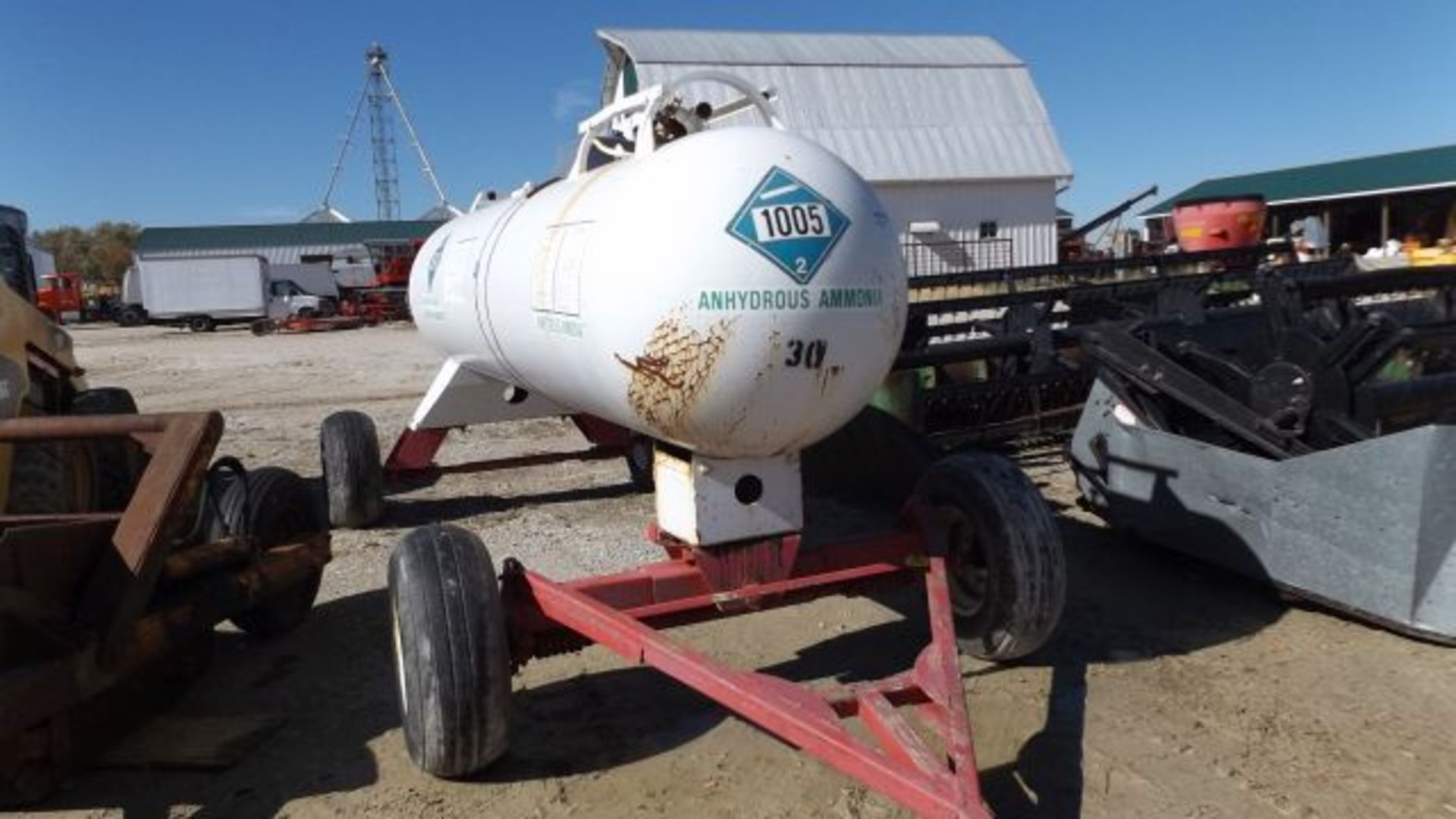 Anhydrous Tank On Wagon - Image 2 of 2