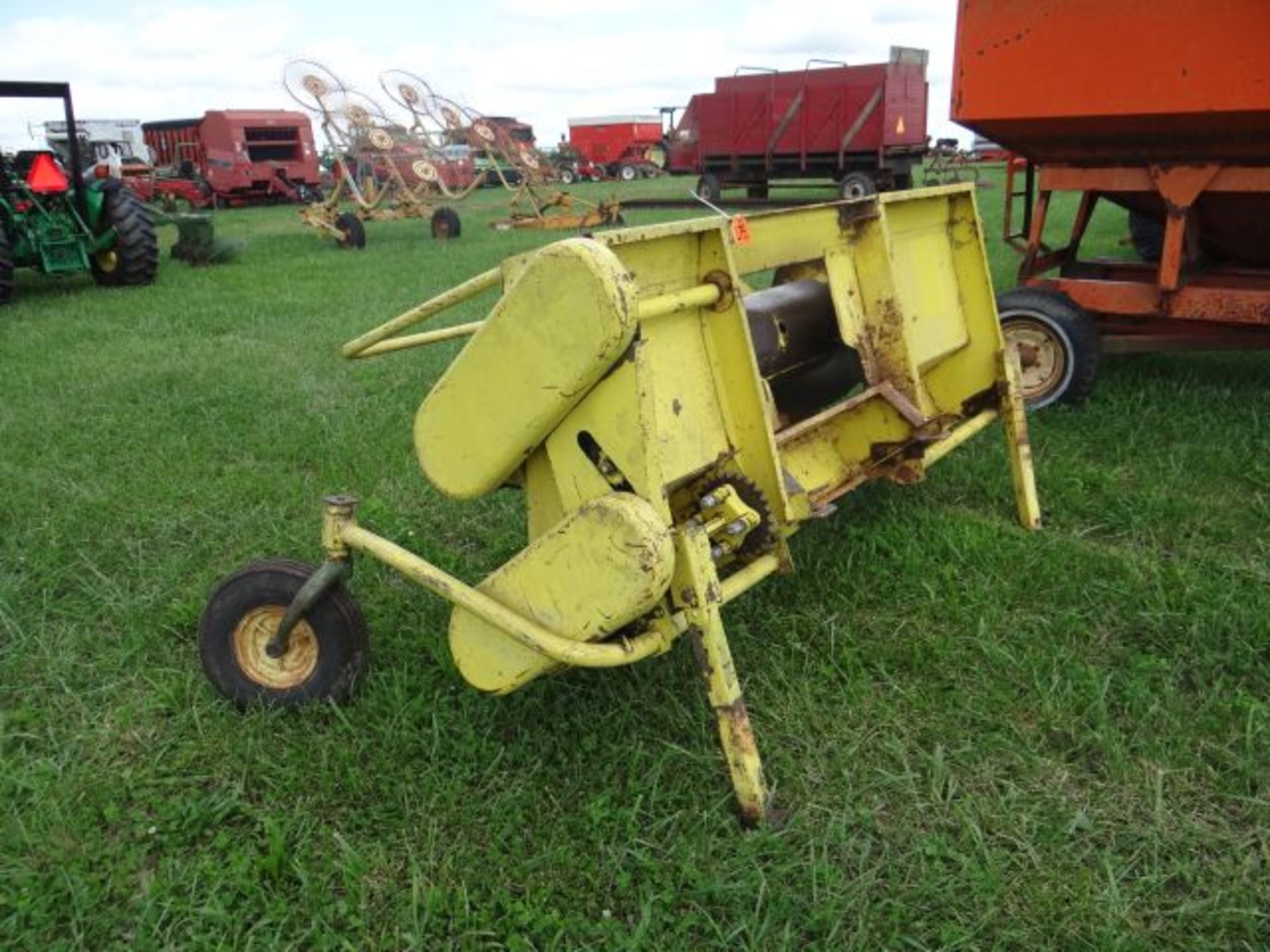 JD Hay Pickup Head for Chopper