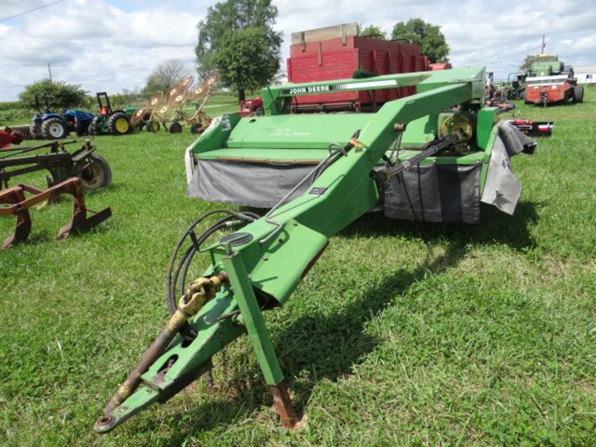 JD 1360 MoCo Flail Conditioner, Cutter Bar Has Problem