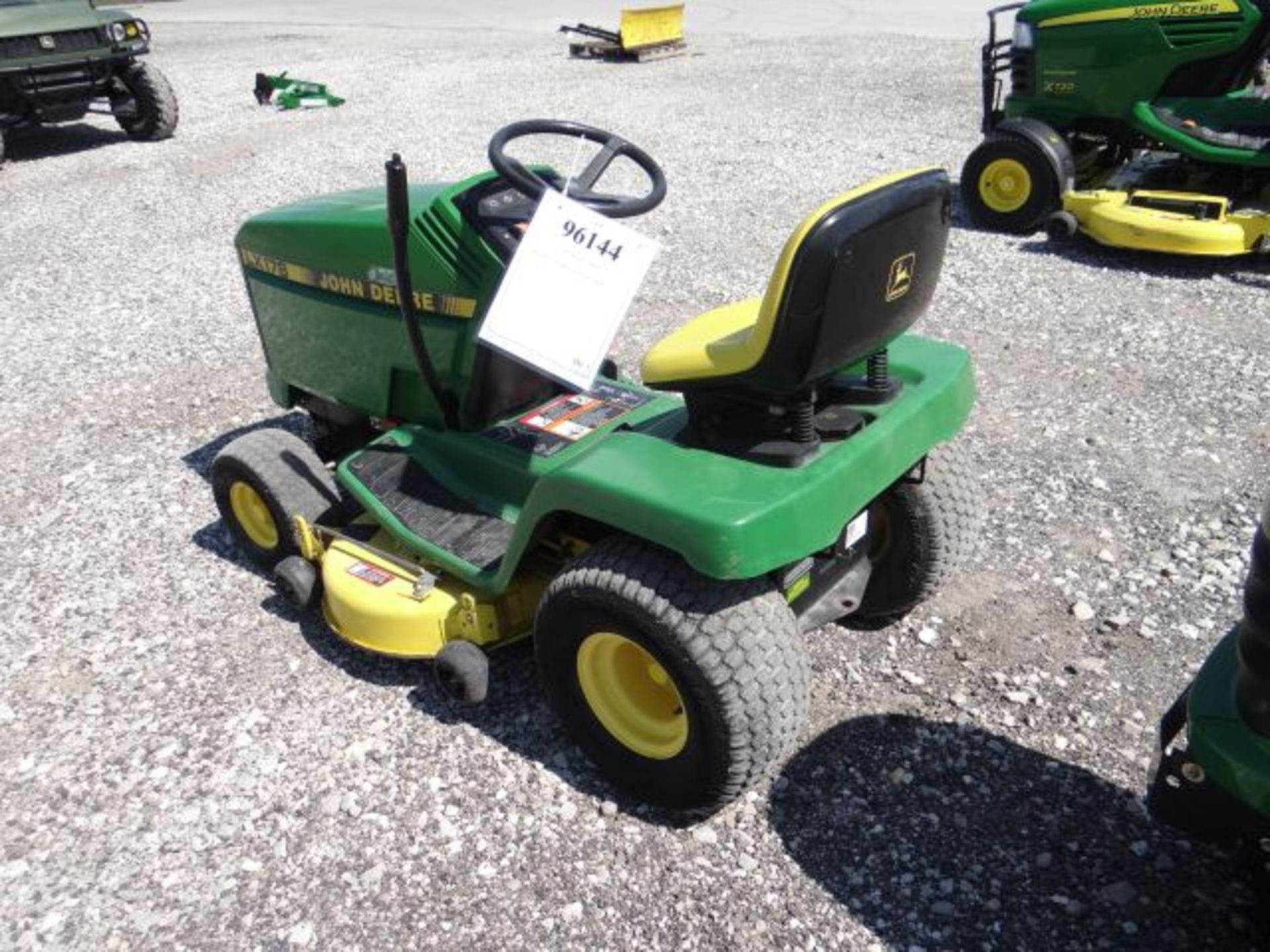 1994 JD LX178 Mower 15hp Kawasaki, V-Twin, Water Cooled, Hydro, 38" Deck