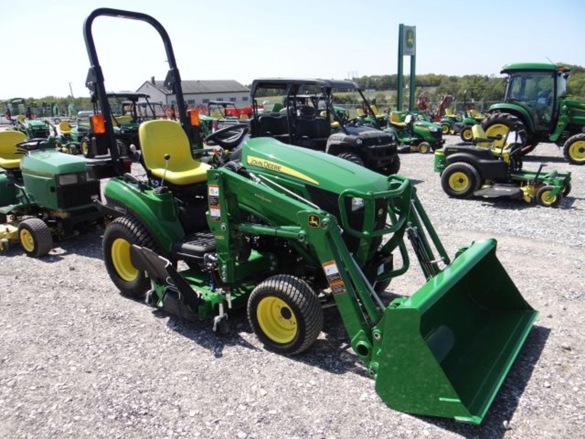 2016 JD 1023E Compact Tractor 5 hrs, 22hp, Yanmar, 2spd, Hydro, MFWD, R-4 Tires, Folding rops, STD - Image 3 of 3