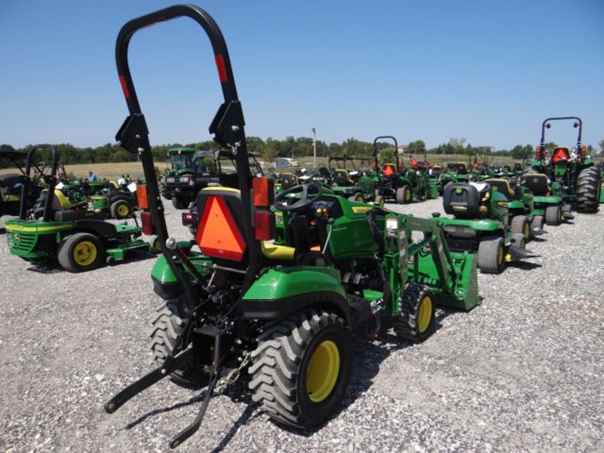 2014 JD 1023E Compact Tractor 48 hrs, 22hp, Yanmar, 2spd, Hydro, MFWD, R-4 Tires, Folding rops, - Image 3 of 3