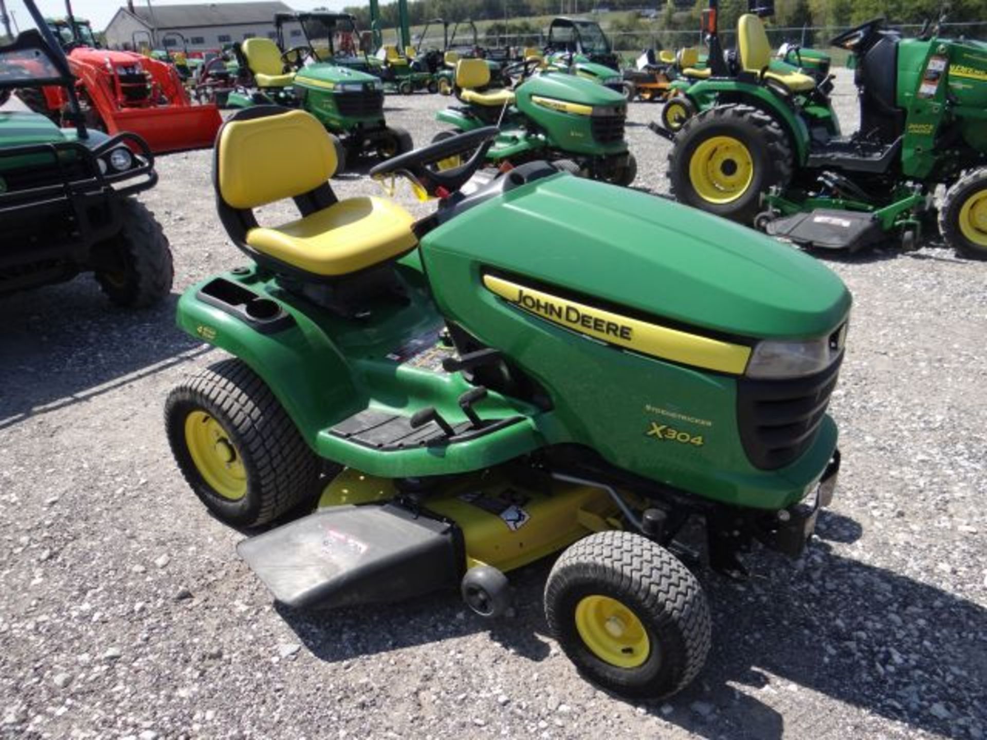 2013 JD X304 AWS Mower 215 hrs, 17hp Kawasaki, Air Cooled, Hydro, 42" Deck, All Wheel Steer - Image 3 of 3