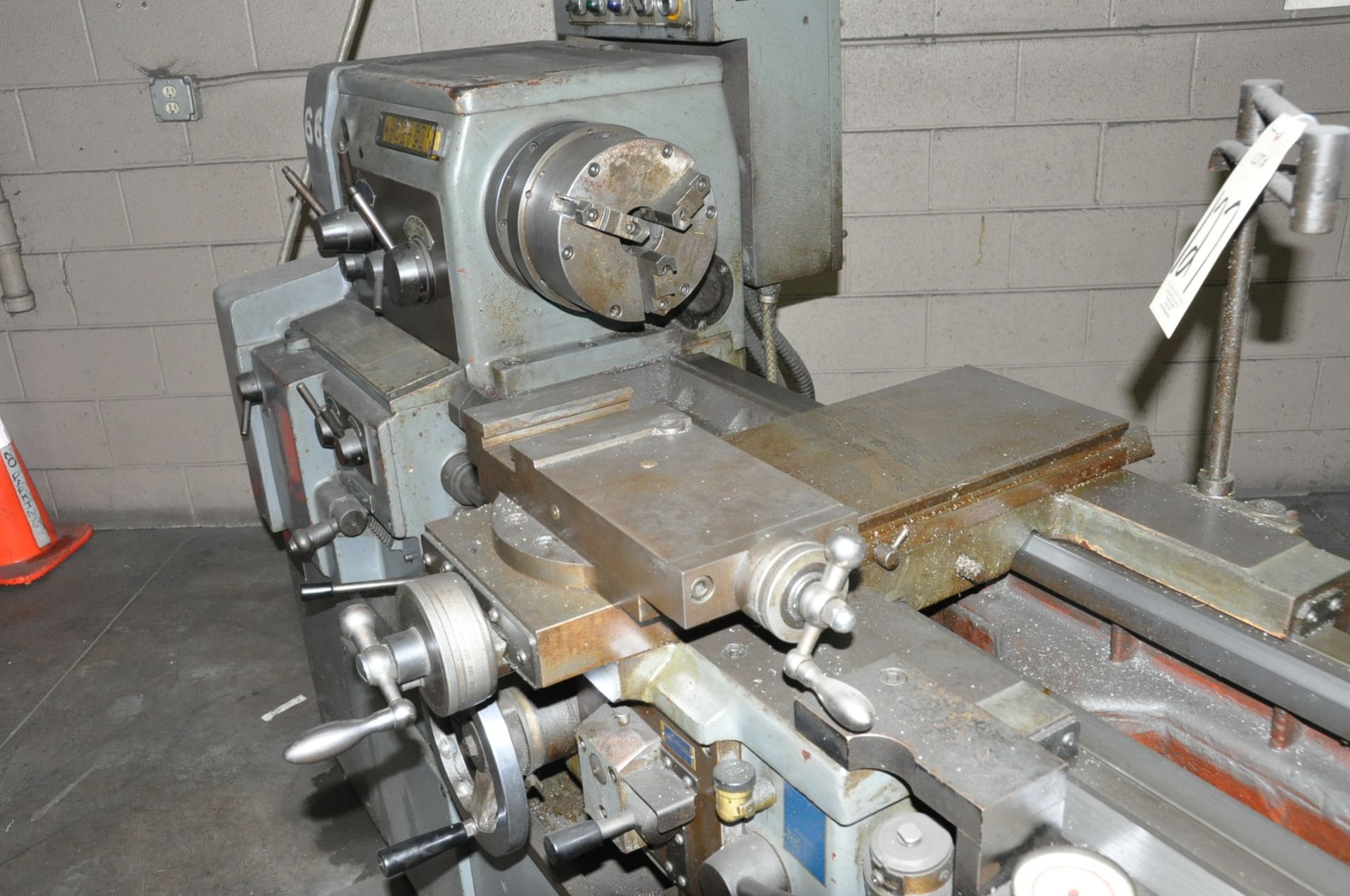 WHACHEON 17" x 59" CC QUICK CHANGE GEARED HEAD LATHE, S/n 9-8512-09, 32 to 1800 RPM Spindle Speed - Image 2 of 5