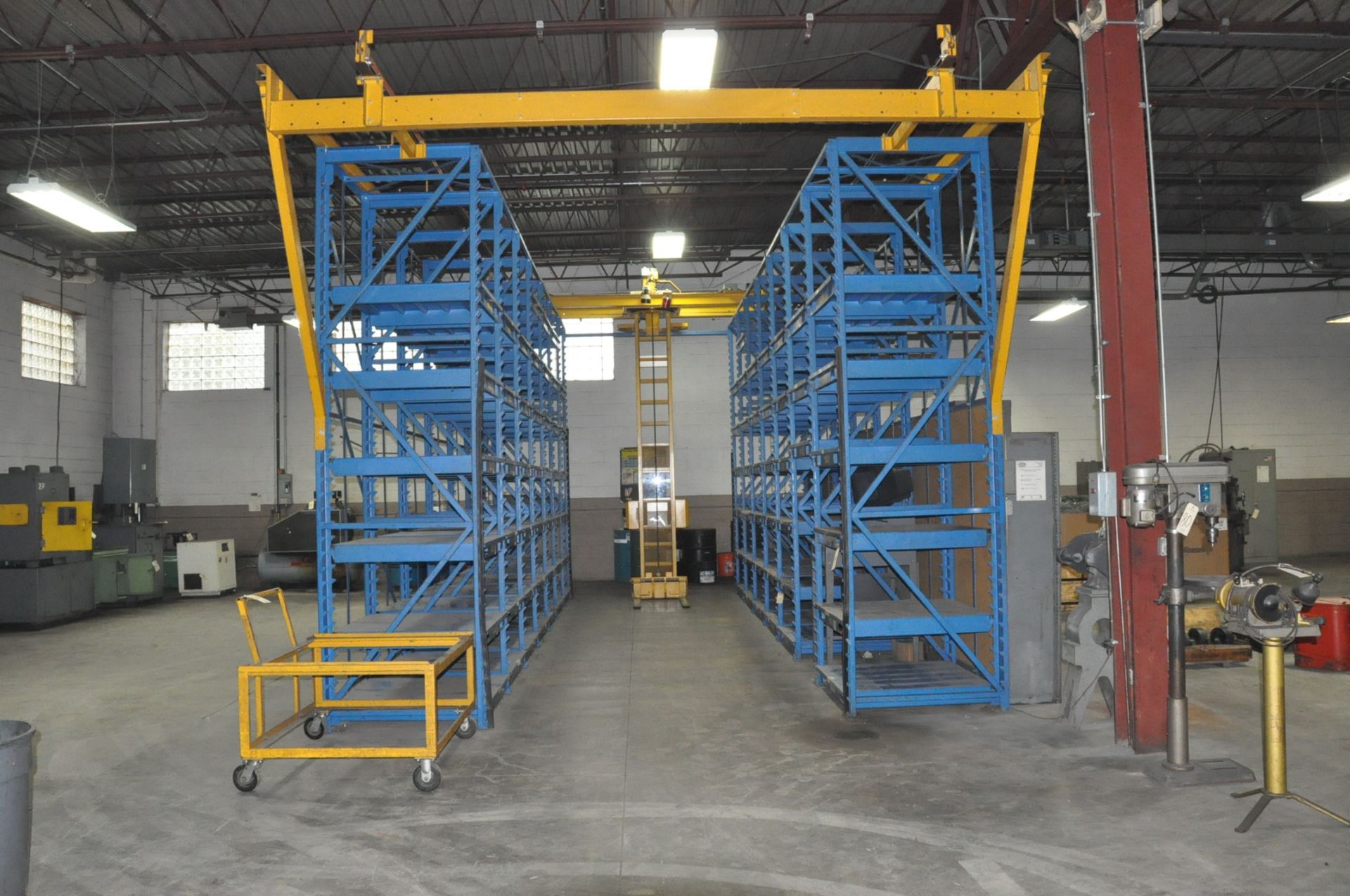STANLEY STAK SYSTEM MODULAR RACK STACKING SYSTEM, 2,000-Lbs. Capacity Lift, (14) Sections Adjustable
