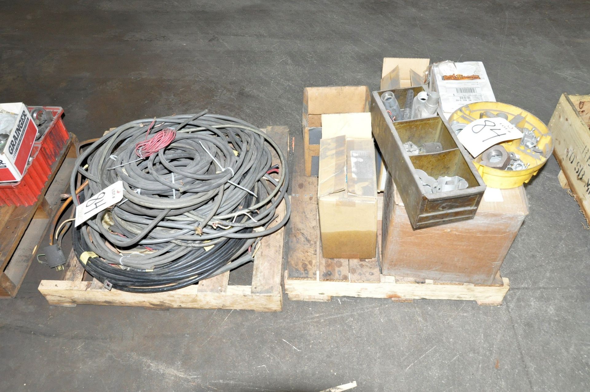Lot-Electrical on (4) Pallets and (1) Crate - Bild 2 aus 2