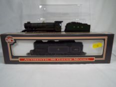 Dapol - two OO scale locomotives, 4-6-0 with tender, County of Chester op no 1011,