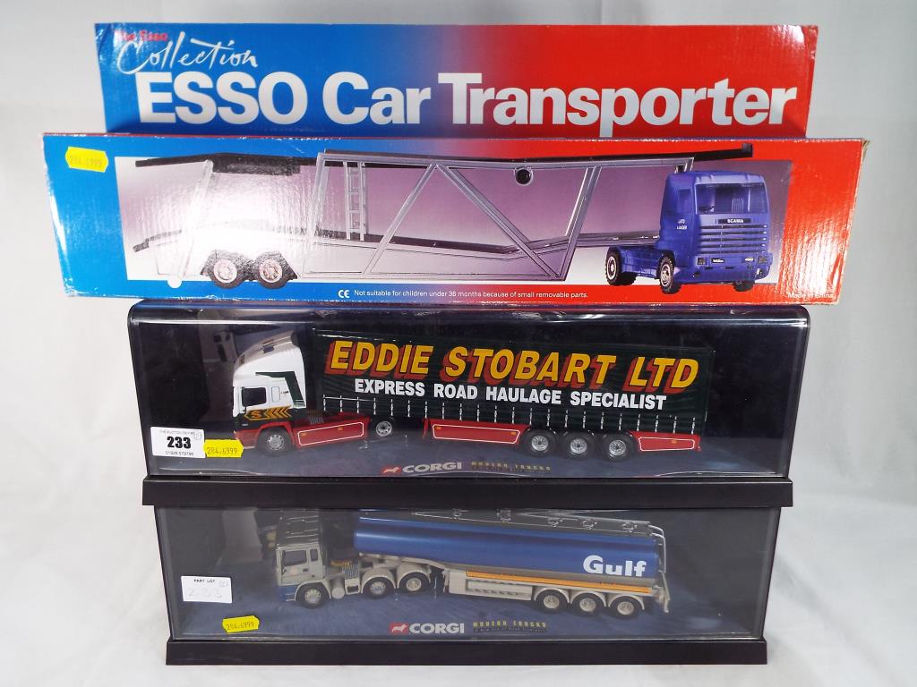 Corgi - a Corgi diecast Modern Trucks new EAR of Load Transport ERF EC series model No.