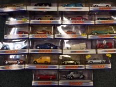 A collection of 21 Dinky Matchbox diecast model motor vehicles,