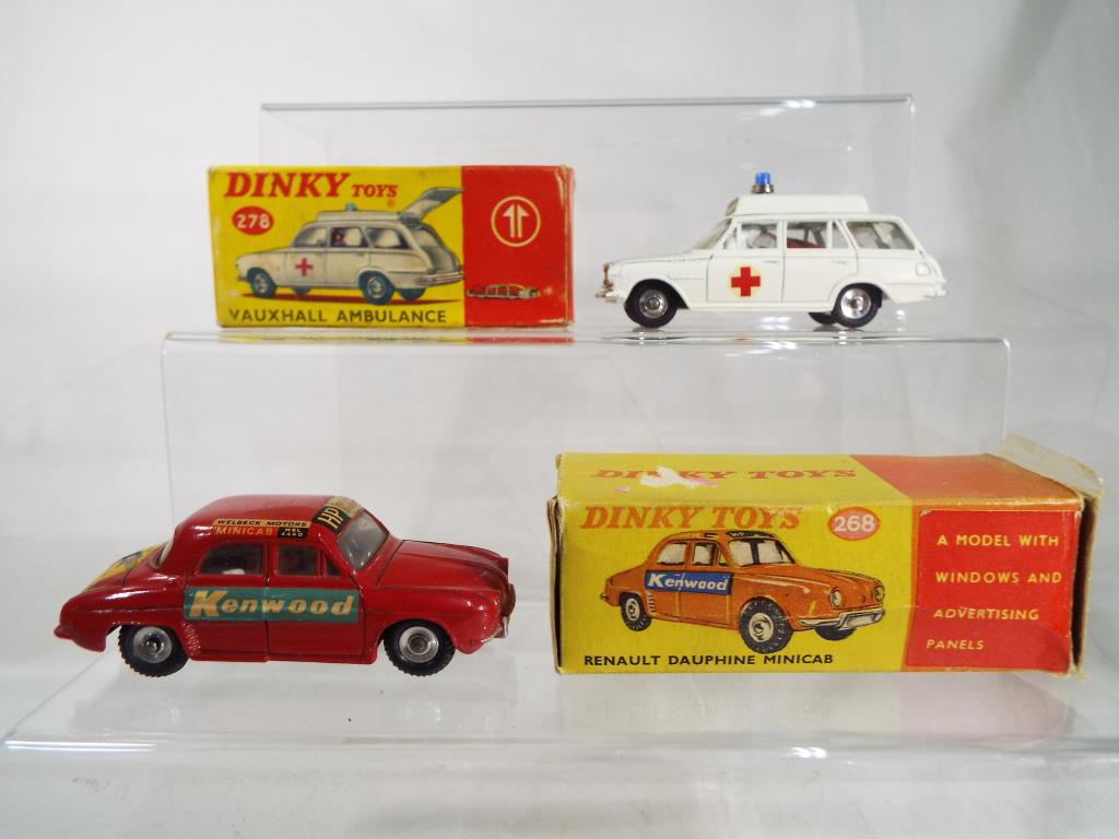 Dinky Toys - Vauxhall Victor Ambulance, white body, blue roof light,