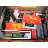 Model Railways - a mixed lot of OO gauge locomotives and passenger rolling stock, playworn,