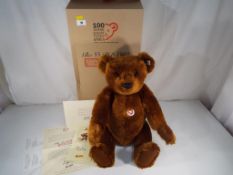 Steiff - A limited edition Steiff Bear, BB55 PB 1902, button in ear with label,